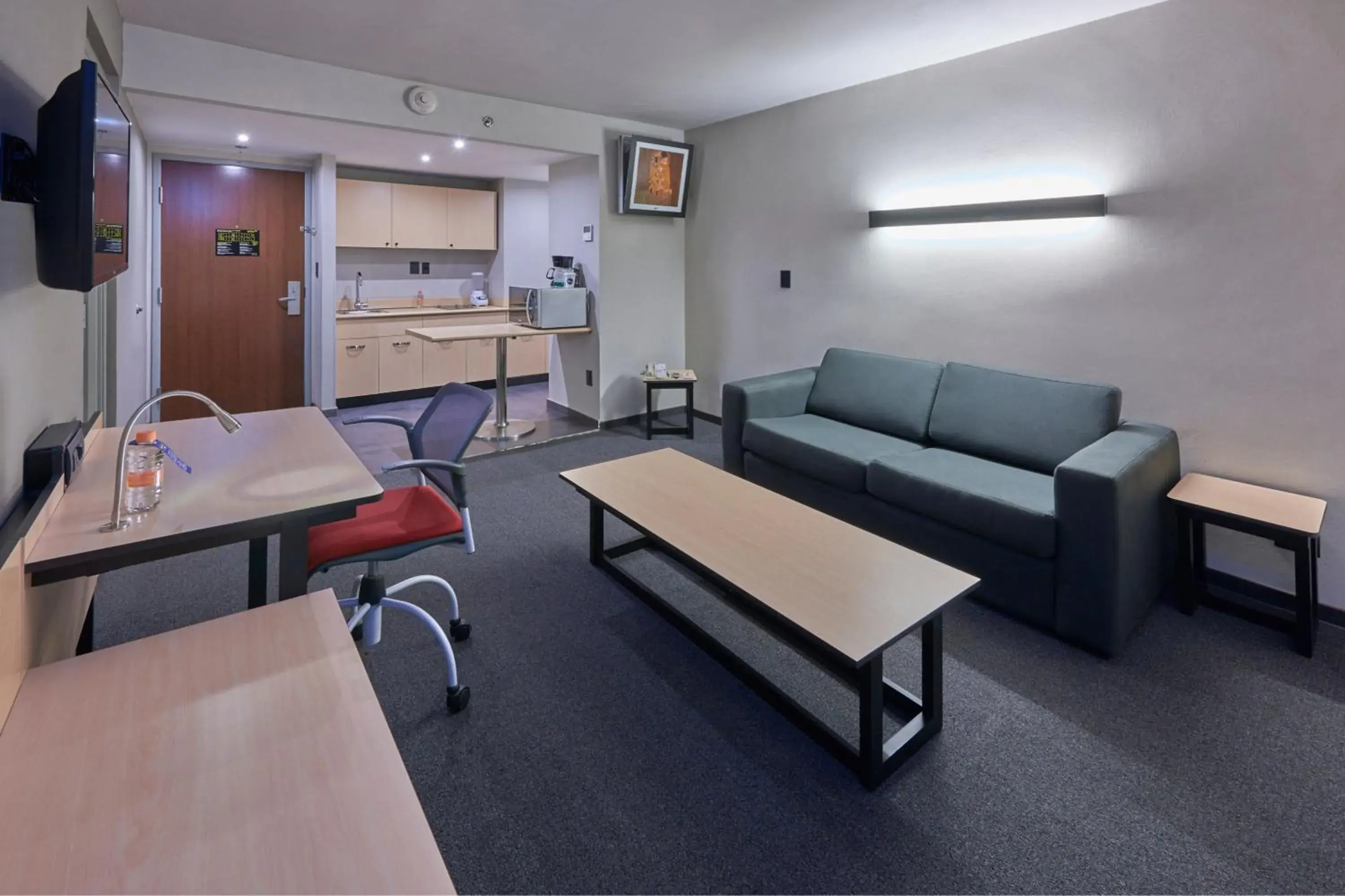 Superior Queen Room with Sofa Bed in City Express by Marriott Tijuana Insurgentes Superior Queen Room with Sofa Bed in City Express by Marriott Tijuana Insurgentes