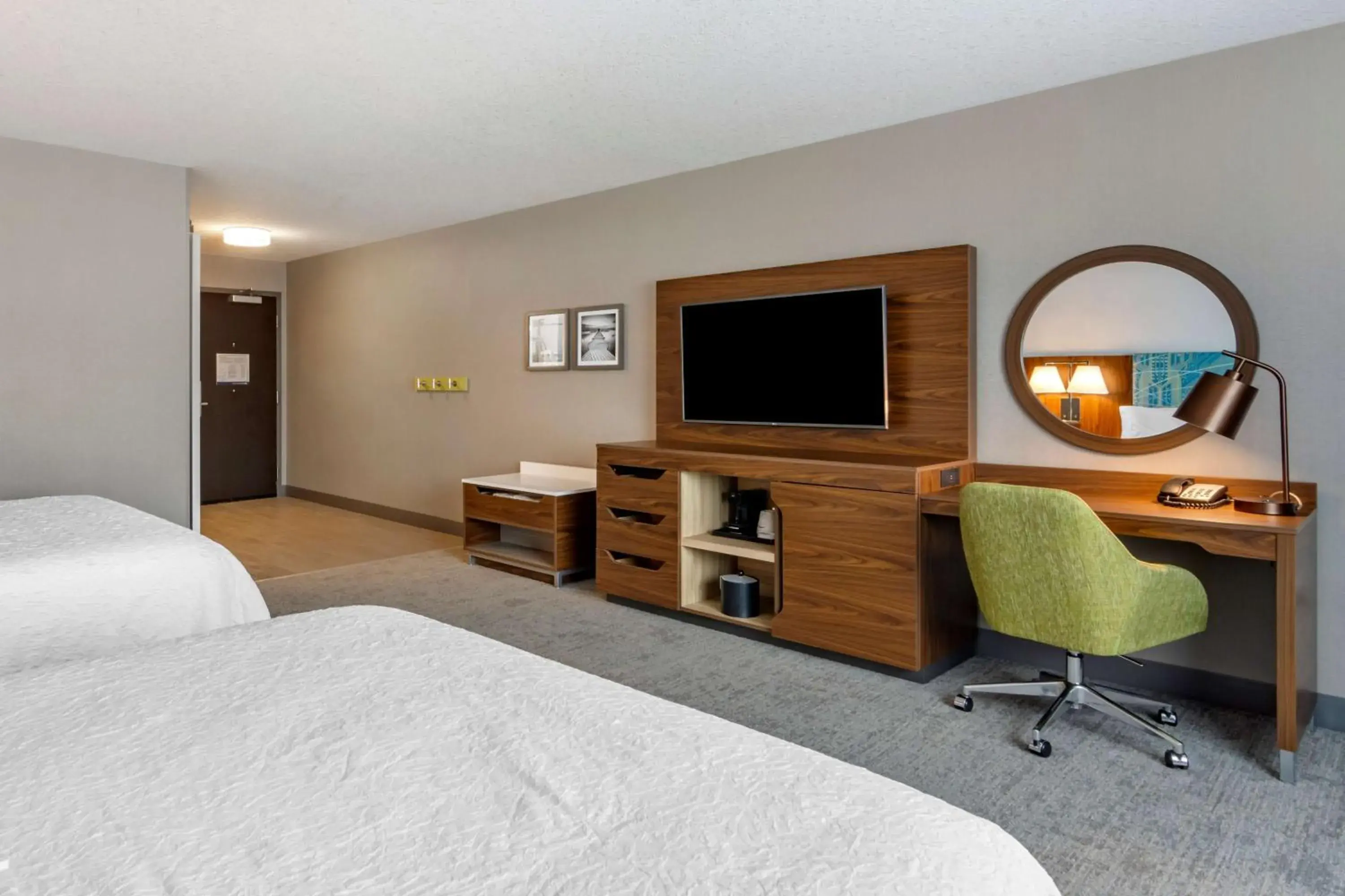 Queen Room with Two Queen Beds - Disability Access/Non-Smoking in Hampton Inn & Suites Edmonton/West Queen Room with Two Queen Beds - Disability Access/Non-Smoking in Hampton Inn & Suites Edmonton/West