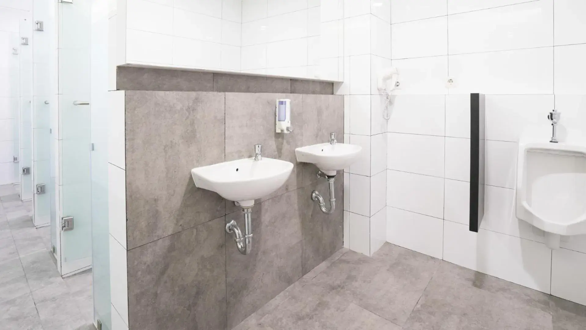 Earth Single in Bobopod Cipaganti, Bandung Earth Single in Bobopod Cipaganti, Bandung