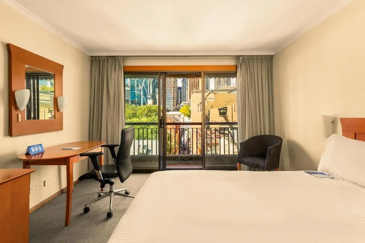 Queen Room in Sydney Harbour Hotel Queen Room in Sydney Harbour Hotel