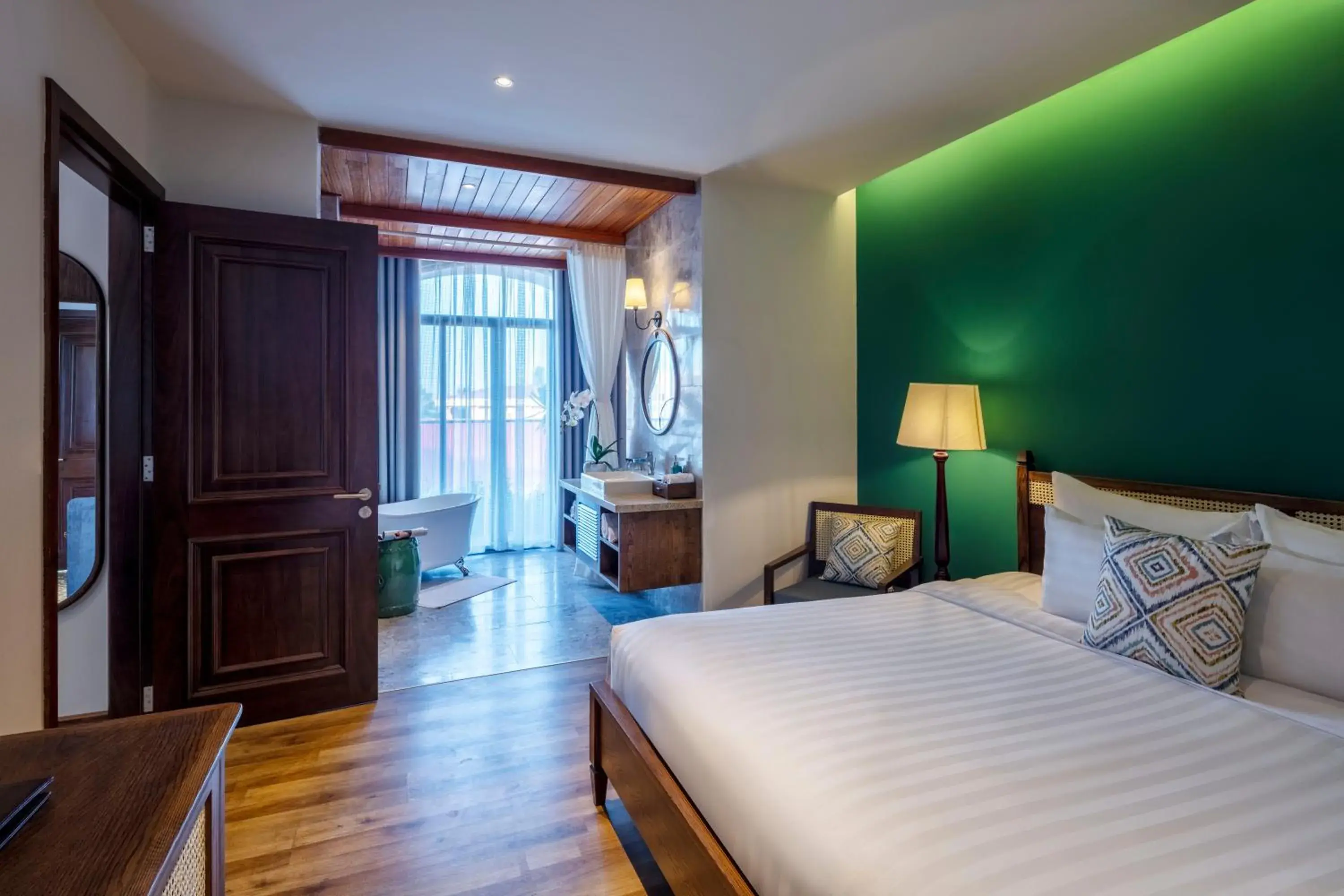 Two-Bedroom Suite with Balcony in Salmalia Boutique Hotel & Spa Two-Bedroom Suite with Balcony in Salmalia Boutique Hotel & Spa