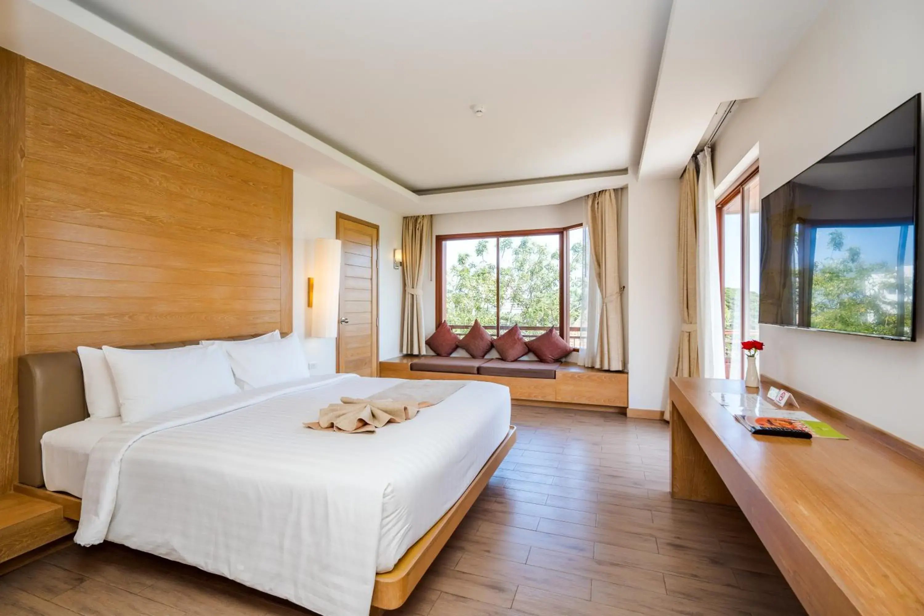 Superior King Room in Ayrest Hua Hin Hotel Superior King Room in Ayrest Hua Hin Hotel