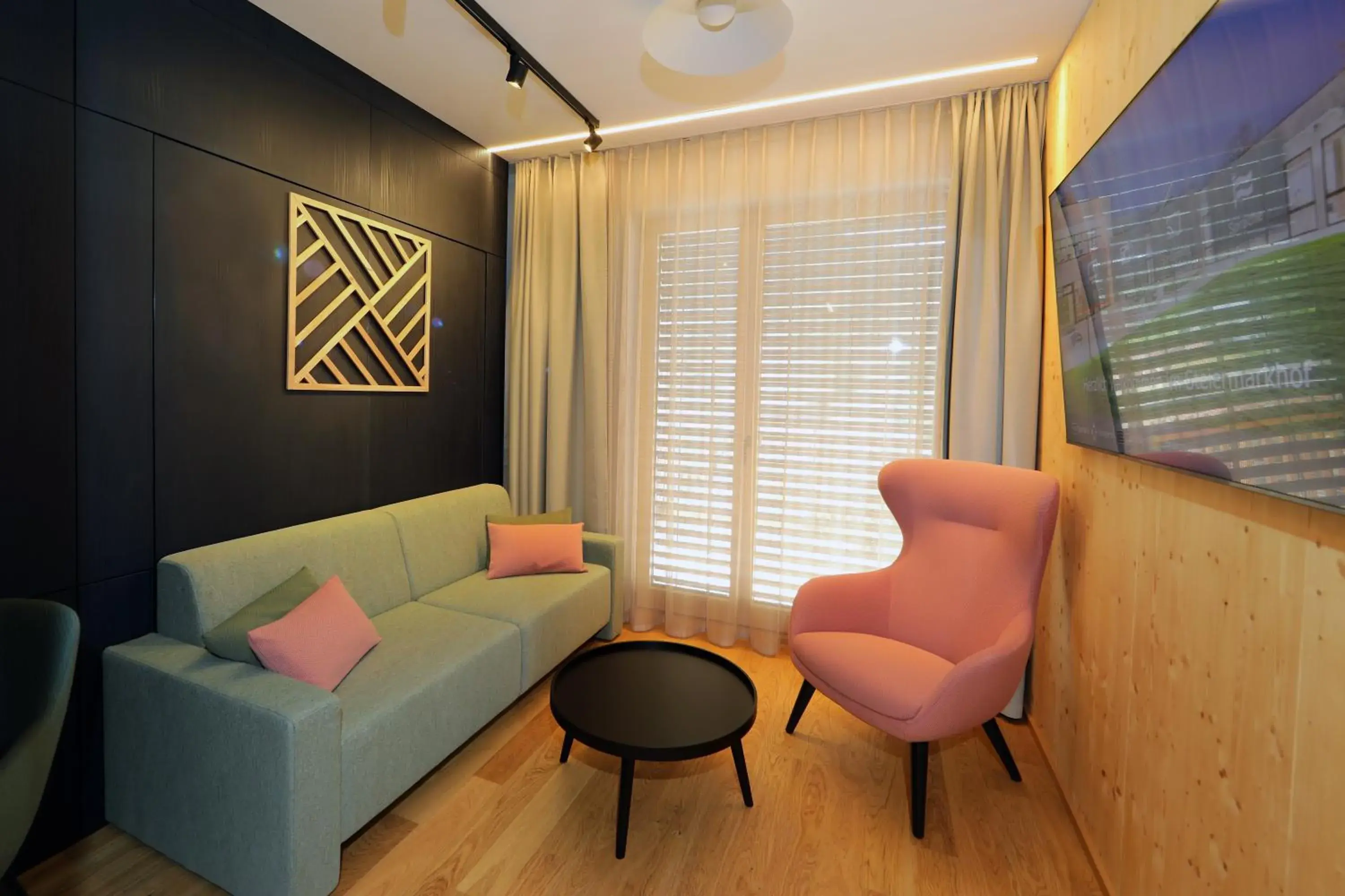 Suite in Hotel Steiermarkhof Graz - Aus Holz gebaut, von Hügeln geküsst Suite in Hotel Steiermarkhof Graz - Aus Holz gebaut, von Hügeln geküsst