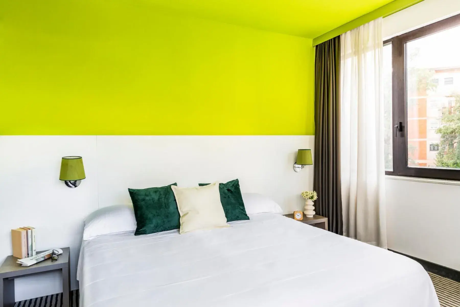 Deluxe Triple Room in The Caesar Roma Deluxe Triple Room in The Caesar Roma