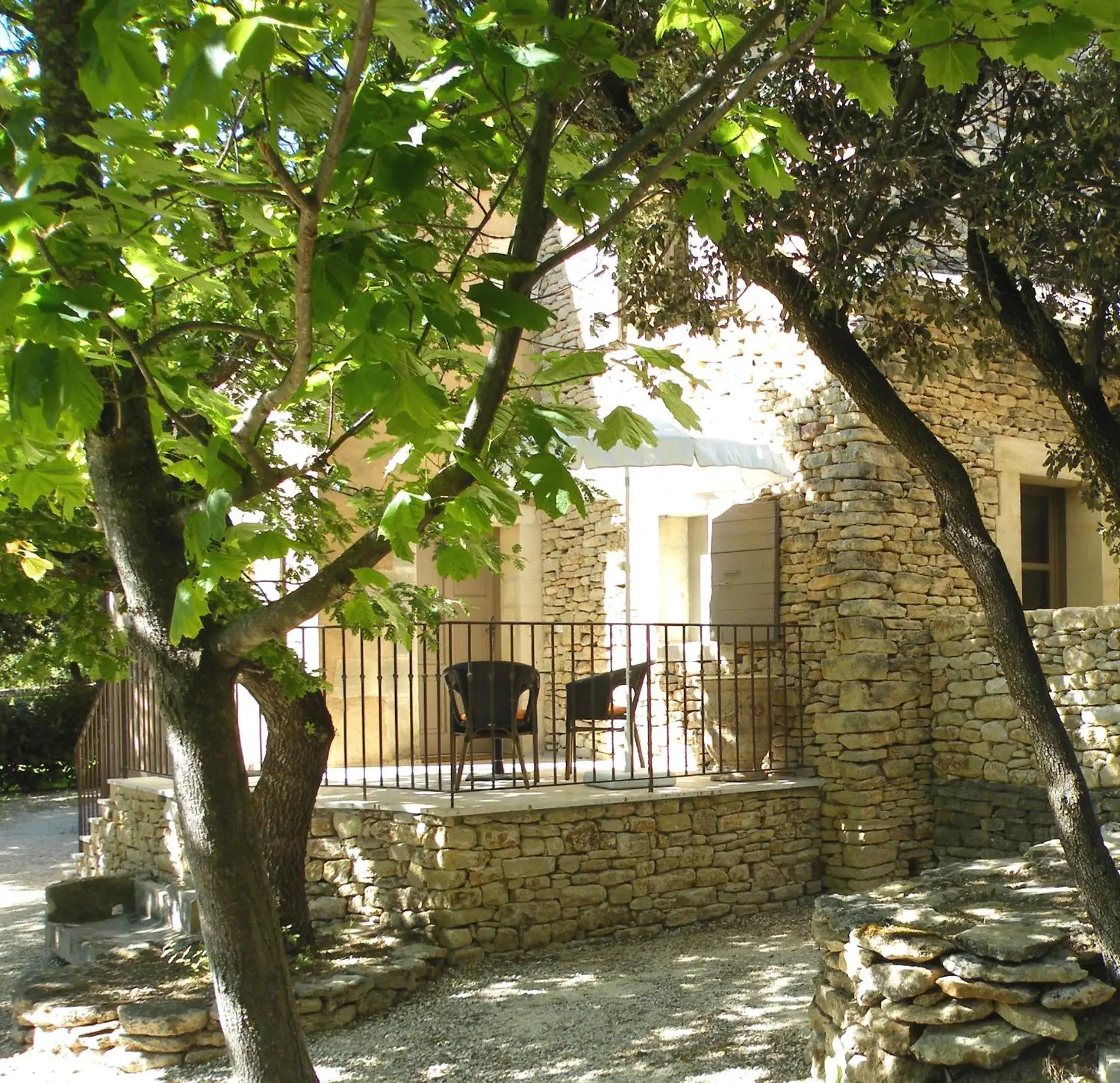 Double or Twin Room with Terrace - single occupancy in Le Jas de Gordes Double or Twin Room with Terrace - single occupancy in Le Jas de Gordes