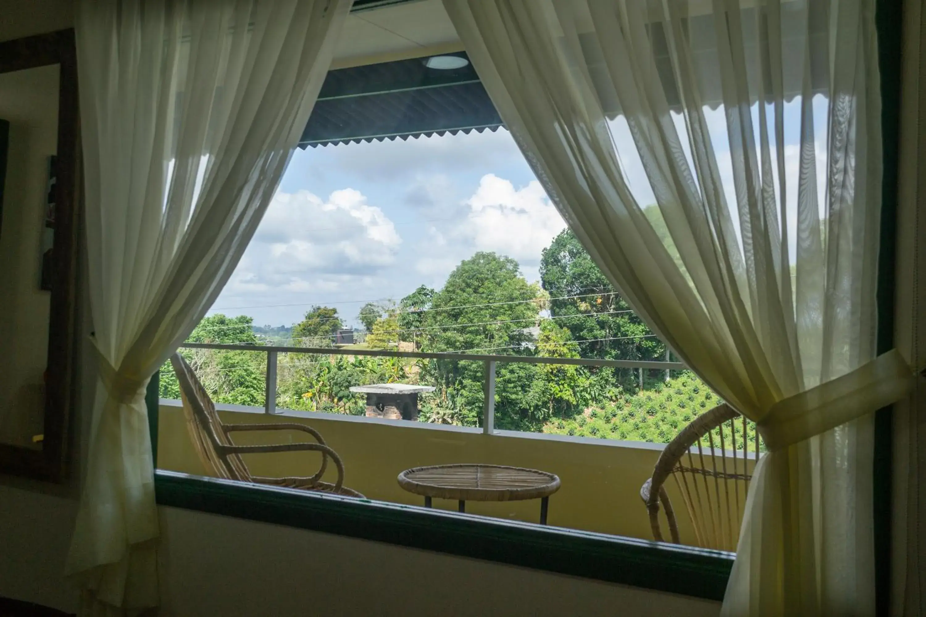 King Suite with Pool View in El Edén Country hotel y Club Residencial King Suite with Pool View in El Edén Country hotel y Club Residencial