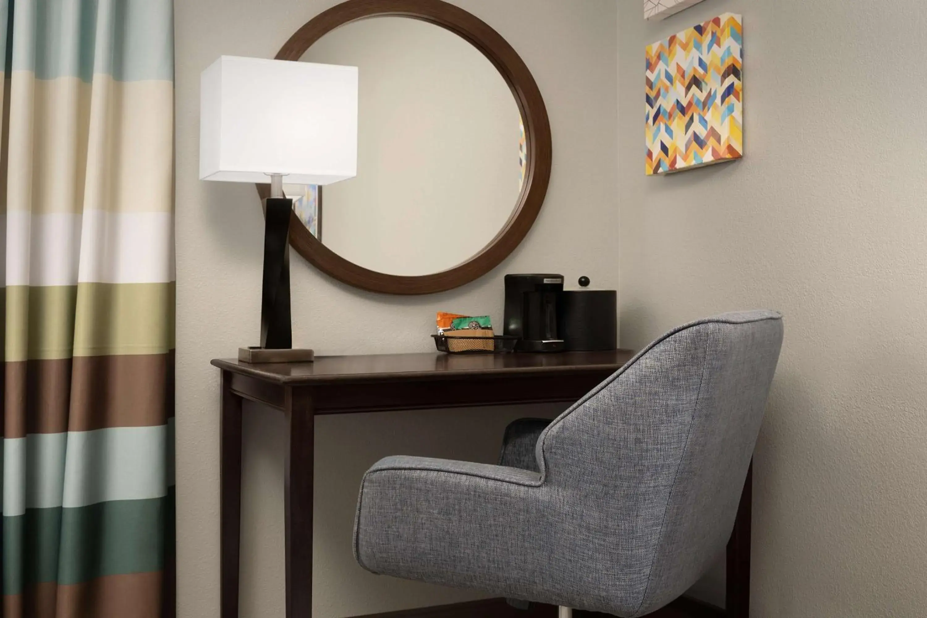 King Room with King Bed - Non-Smoking in Hampton Inn & Suites Huntsville Research Park Area King Room with King Bed - Non-Smoking in Hampton Inn & Suites Huntsville Research Park Area