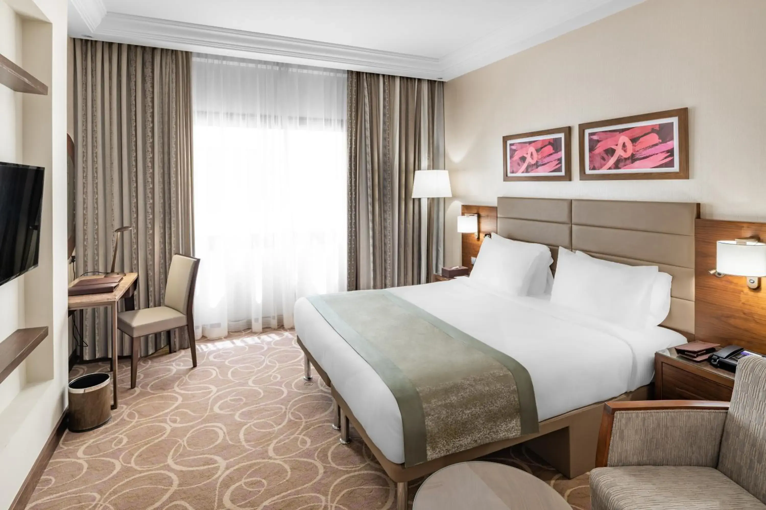 Deluxe Room with One Double bed in Millennium Makkah Al Naseem Deluxe Room with One Double bed in Millennium Makkah Al Naseem