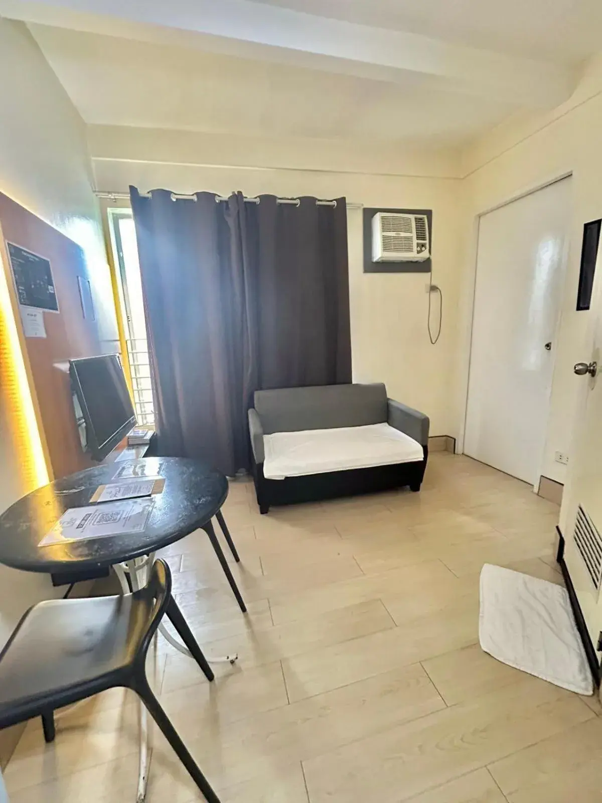 One Bedroom Suite in Selah Lofts Hotel One Bedroom Suite in Selah Lofts Hotel