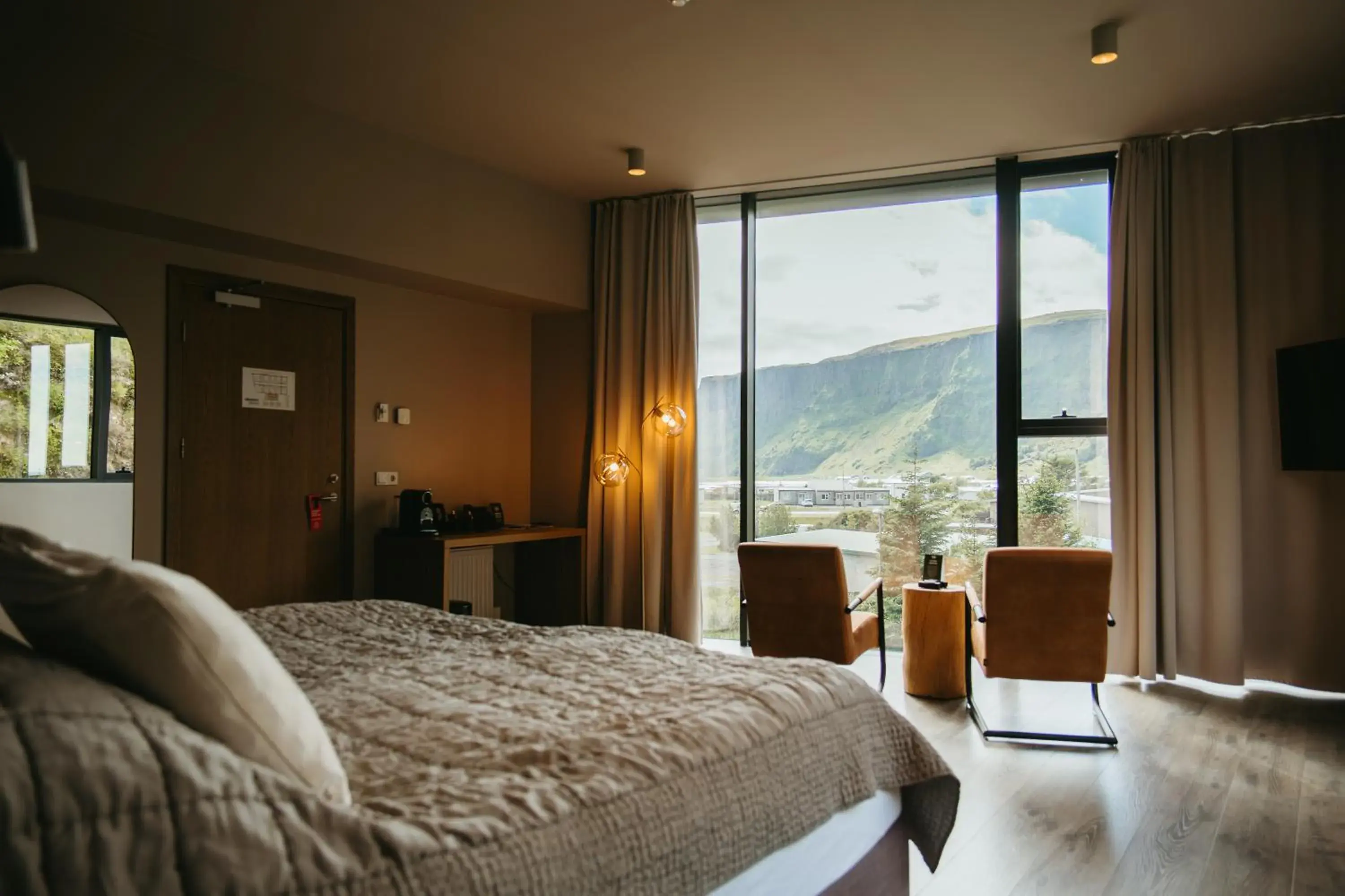 Deluxe Double or Twin Room in Hotel Vík í Mýrdal Deluxe Double or Twin Room in Hotel Vík í Mýrdal