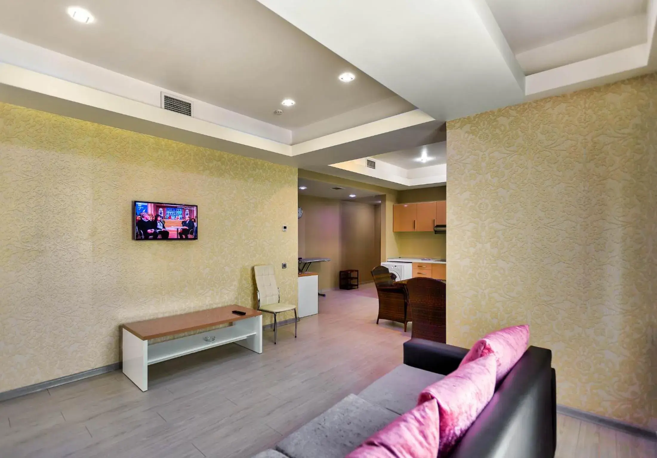 Diplomat Suites Hotel Diplomat Suites Hotel