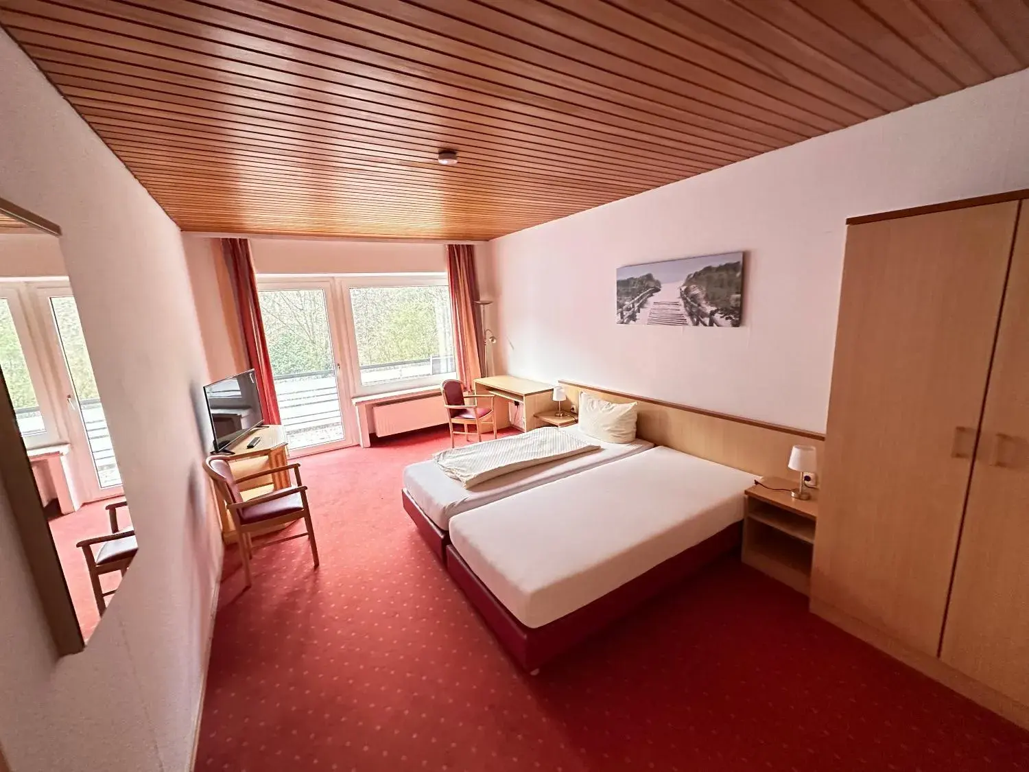 Deluxe Double or Twin Room in Waldhotel Porta Westfalica Deluxe Double or Twin Room in Waldhotel Porta Westfalica