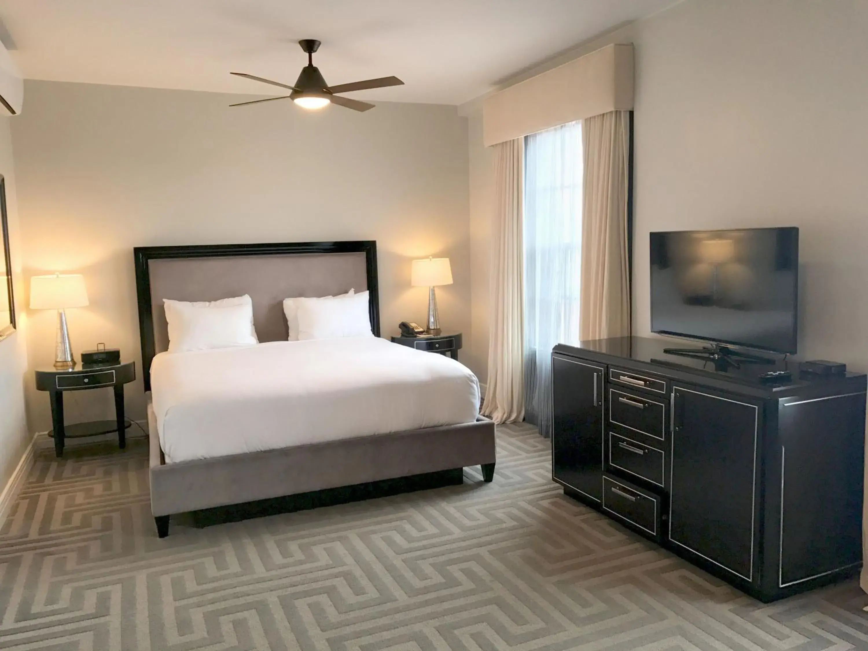 Superior Family Room in Montecito Inn Superior Family Room in Montecito Inn