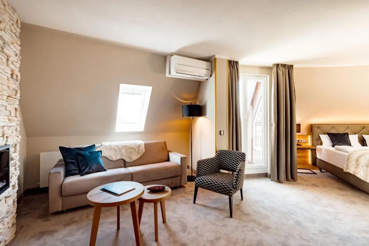 Superior Suite - single occupancy in Burghotel Staufeneck Superior Suite - single occupancy in Burghotel Staufeneck