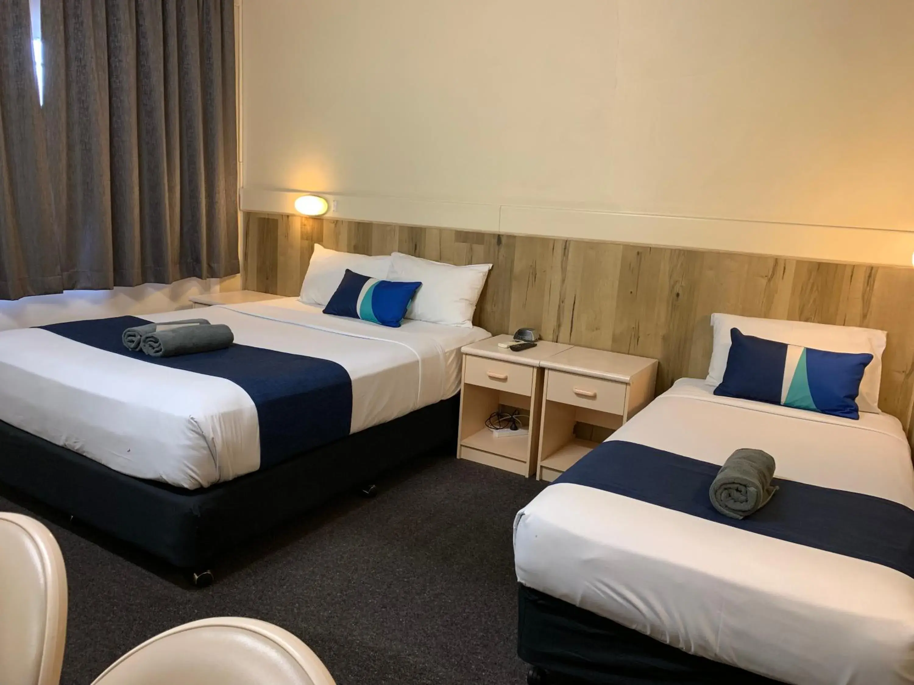 Deluxe Triple Room in Wattle Tree Motel Deluxe Triple Room in Wattle Tree Motel