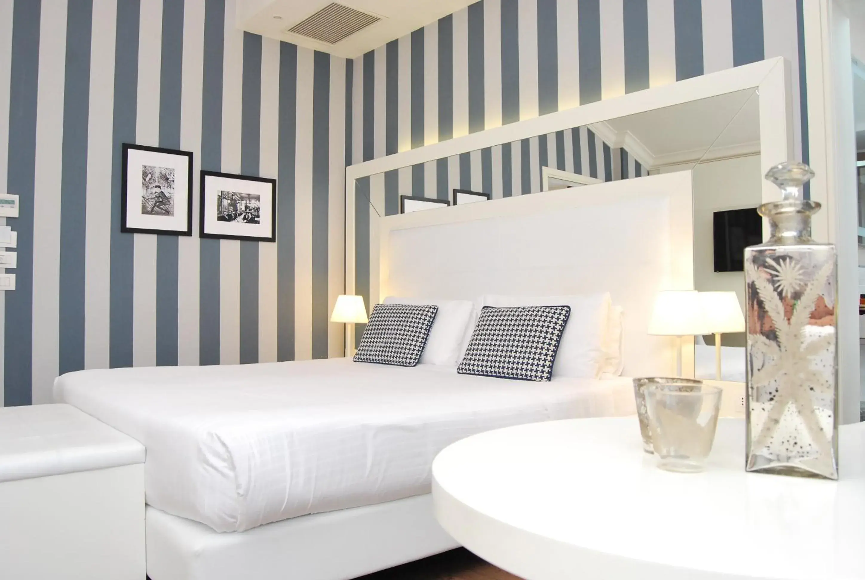 Executive Double Room - single occupancy in Palazzo Bezzi Hotel Executive Double Room - single occupancy in Palazzo Bezzi Hotel