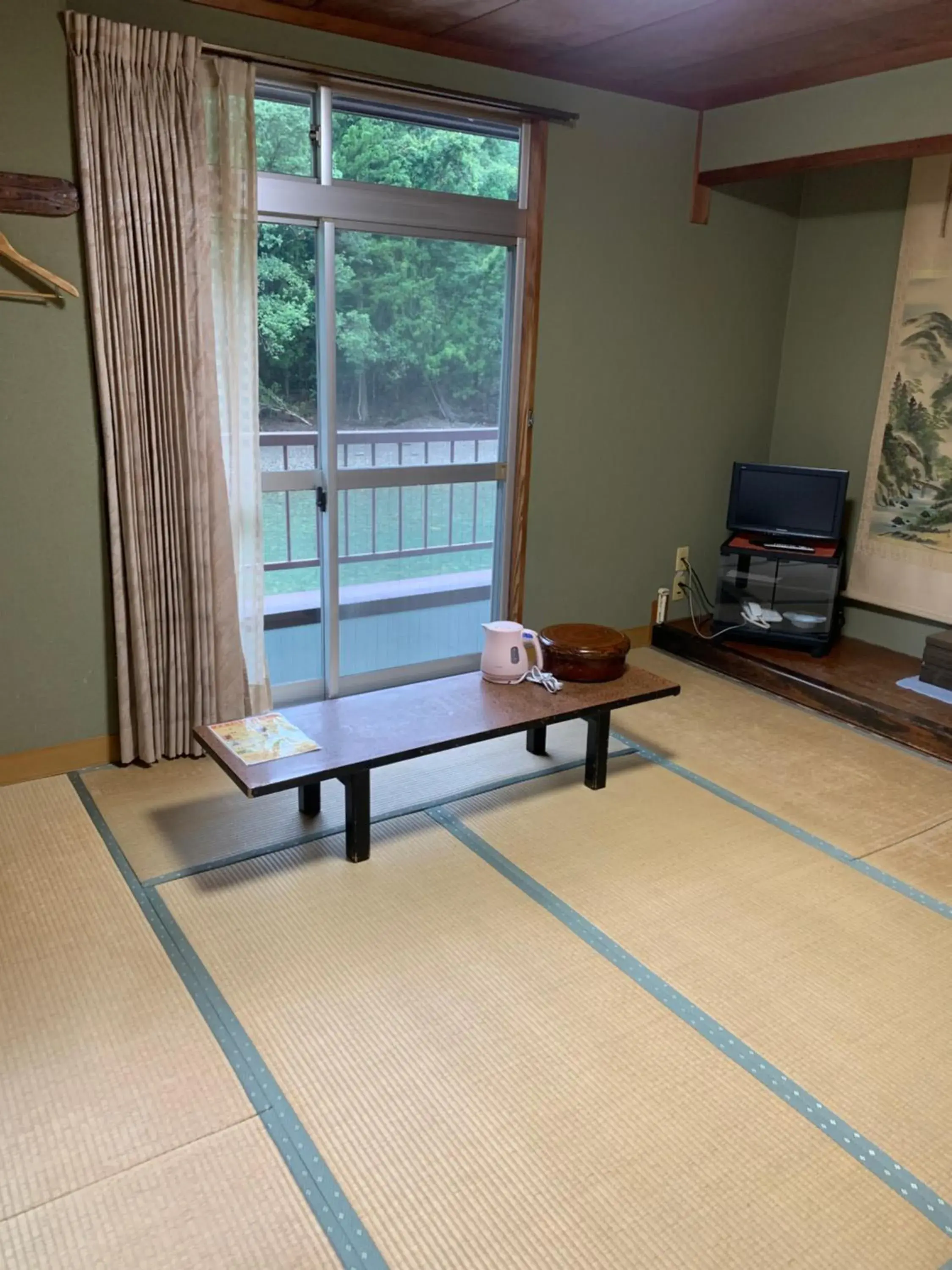 Triple Room 2nd floor in Minshuku Sumiya Triple Room 2nd floor in Minshuku Sumiya