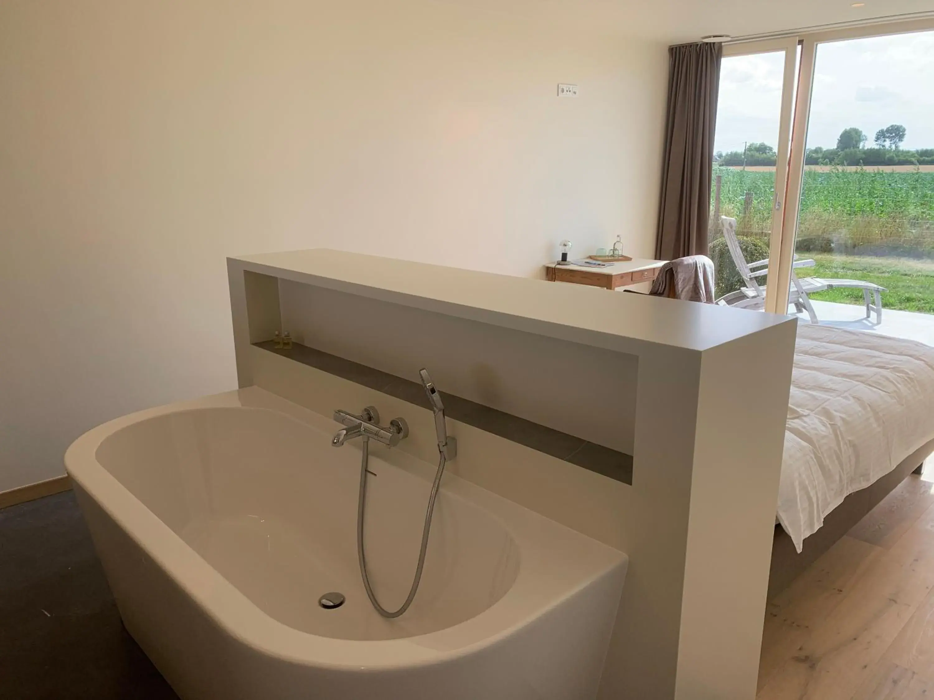 Deluxe Double Room with Bath in In 't Groen Deluxe Double Room with Bath in In 't Groen