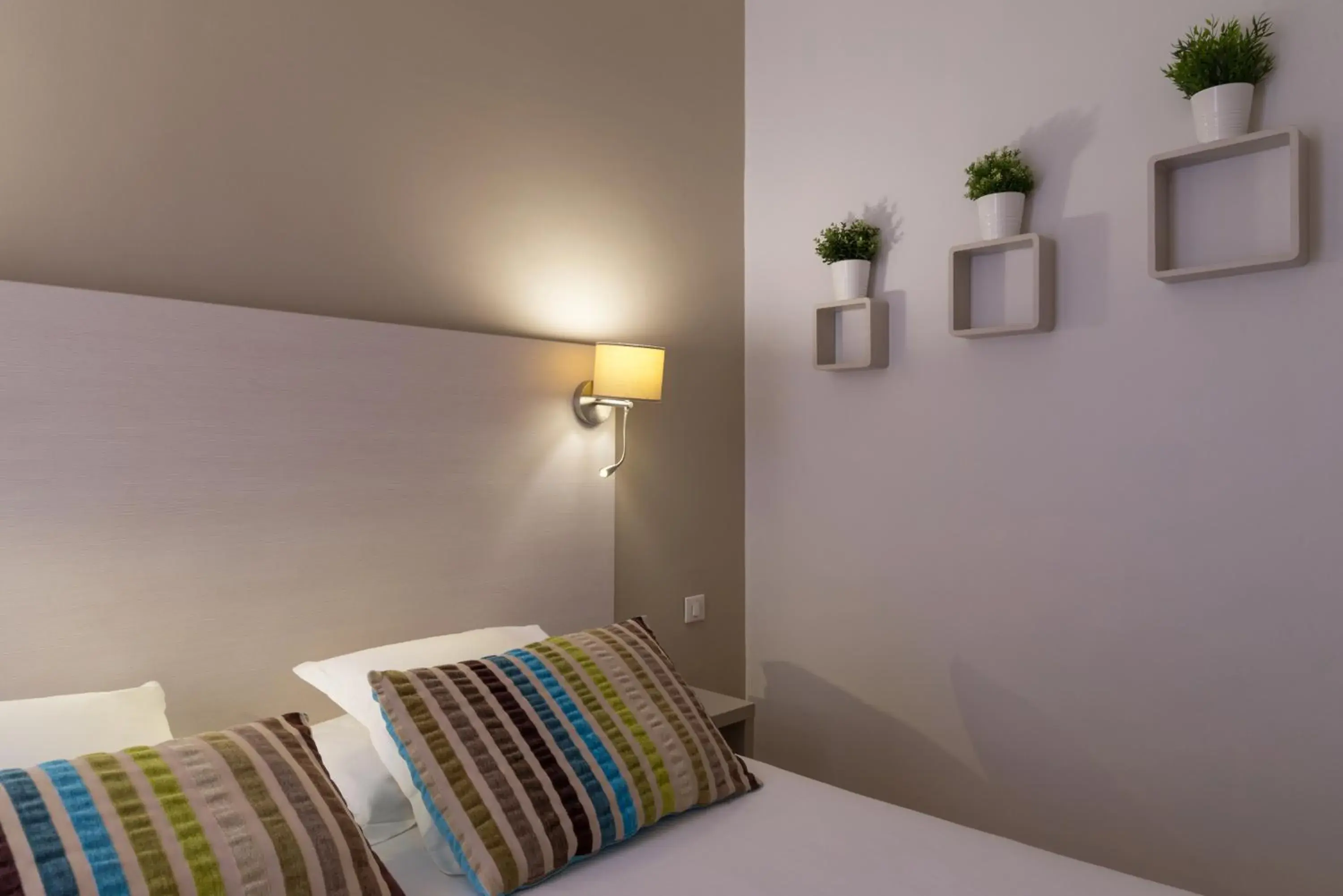 Classic Double Room with Harbor View in The Originals Boutique, Hôtel Cassitel, Cassis Classic Double Room with Harbor View in The Originals Boutique, Hôtel Cassitel, Cassis