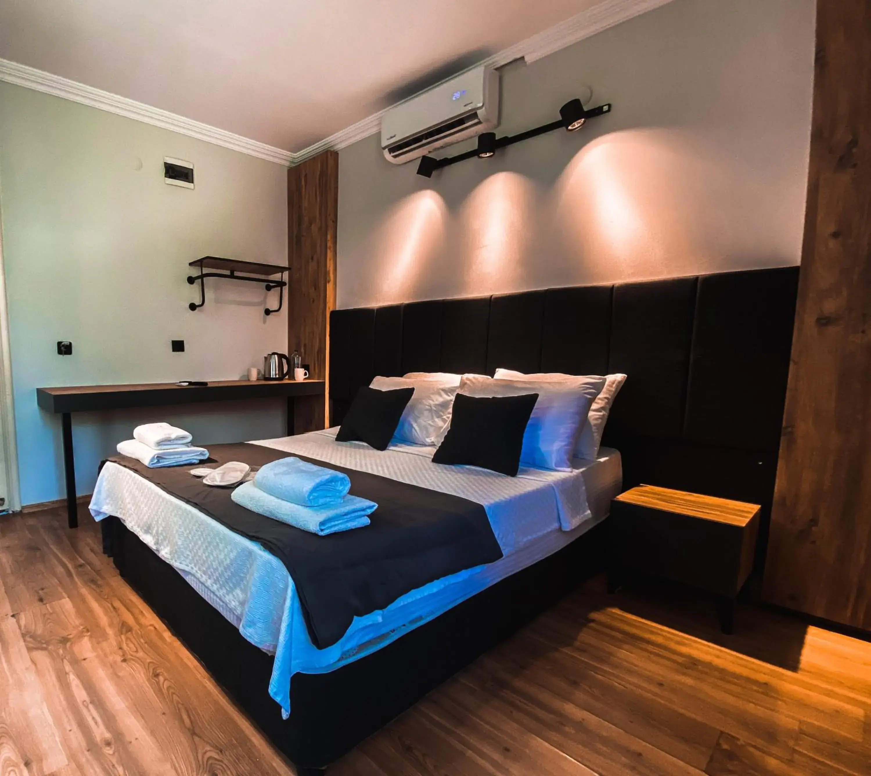 Double Room with Balcony in TEPE HOTEL&BUSINESS SUITE Double Room with Balcony in TEPE HOTEL&BUSINESS SUITE