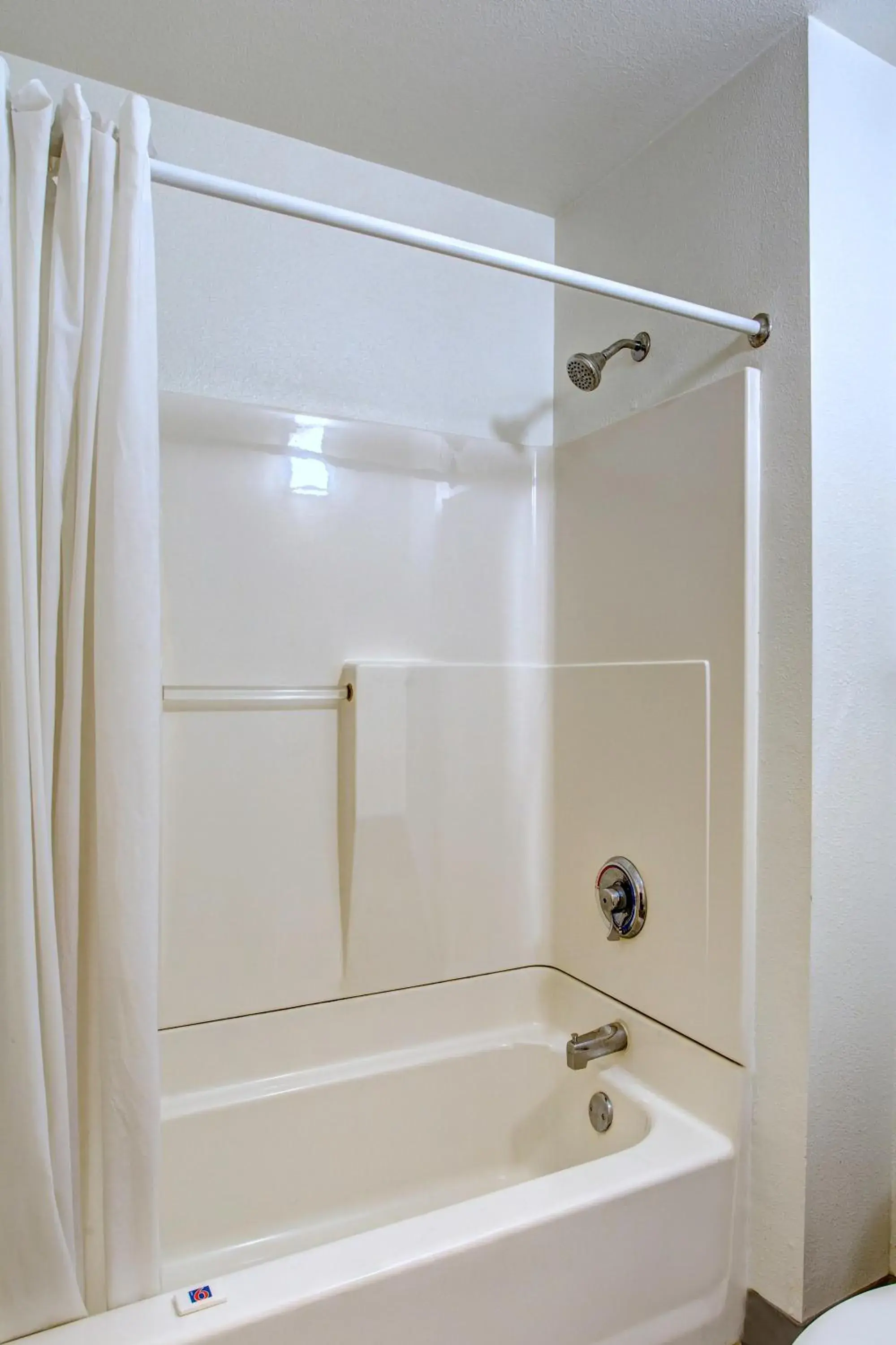 Double Room - Disability Access in Motel 6-Goodlettsville, TN - Nashville Double Room - Disability Access in Motel 6-Goodlettsville, TN - Nashville