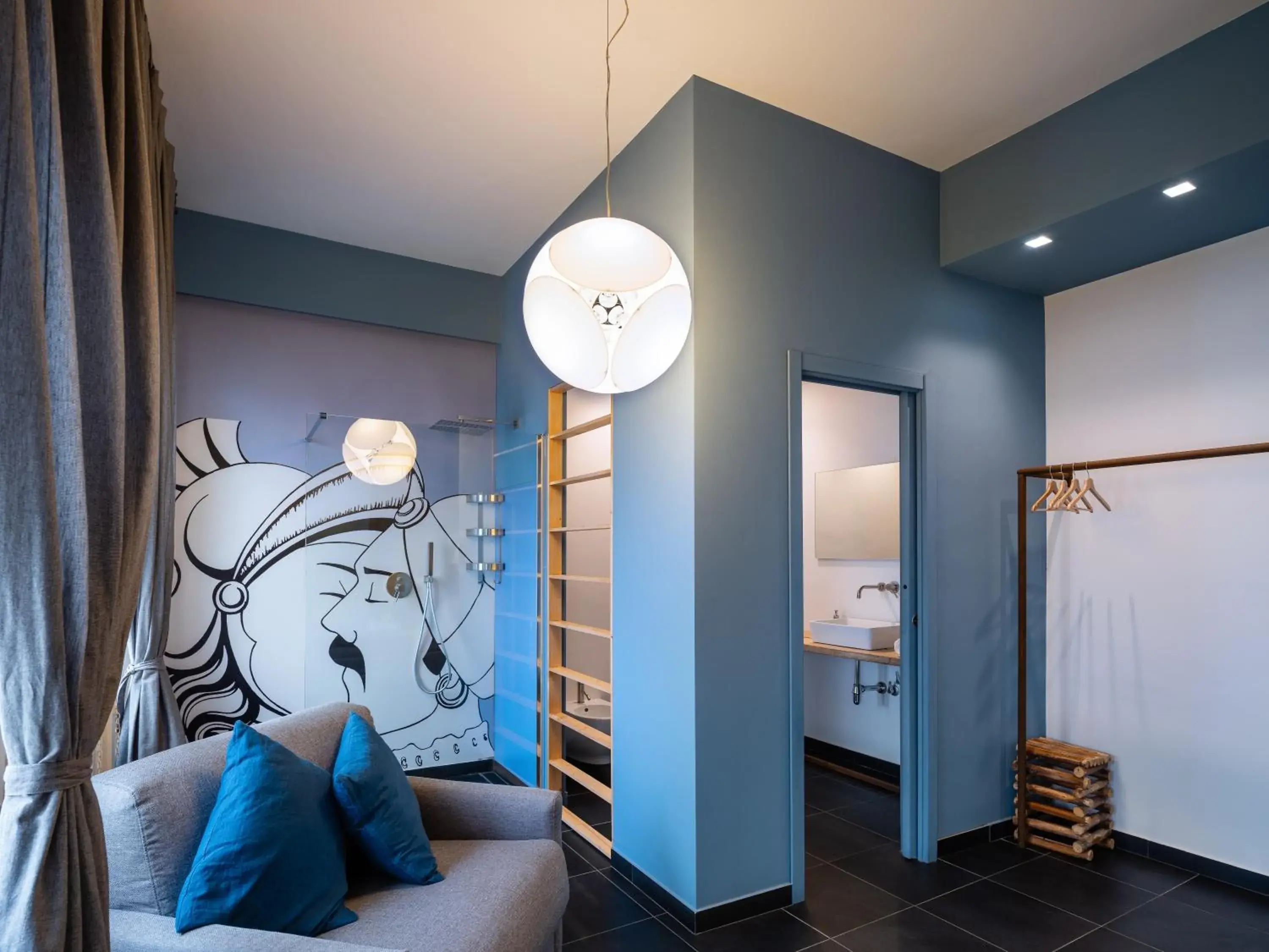 King Room with Mountain View - single occupancy in WelcHome - guest accomodation King Room with Mountain View - single occupancy in WelcHome - guest accomodation