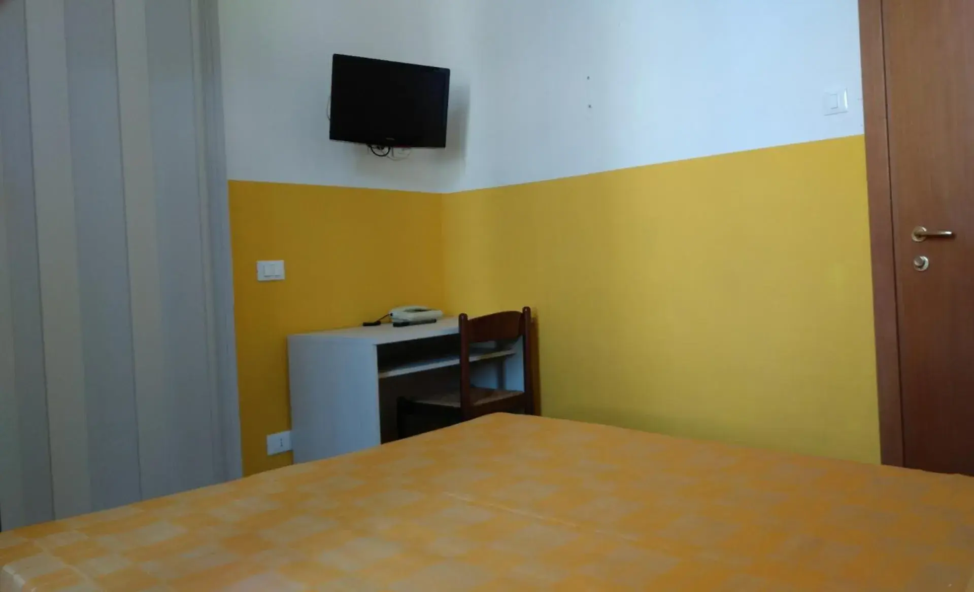 Double Room in Hotel Dorico Double Room in Hotel Dorico