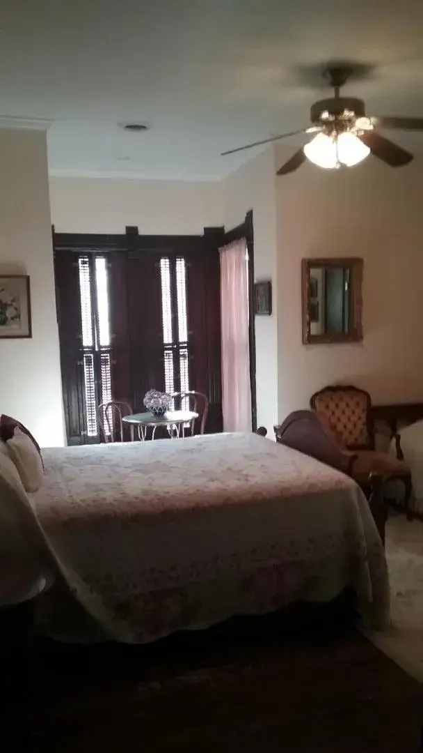 Deluxe Queen Room in Smithville Historical Museum and Inn Deluxe Queen Room in Smithville Historical Museum and Inn