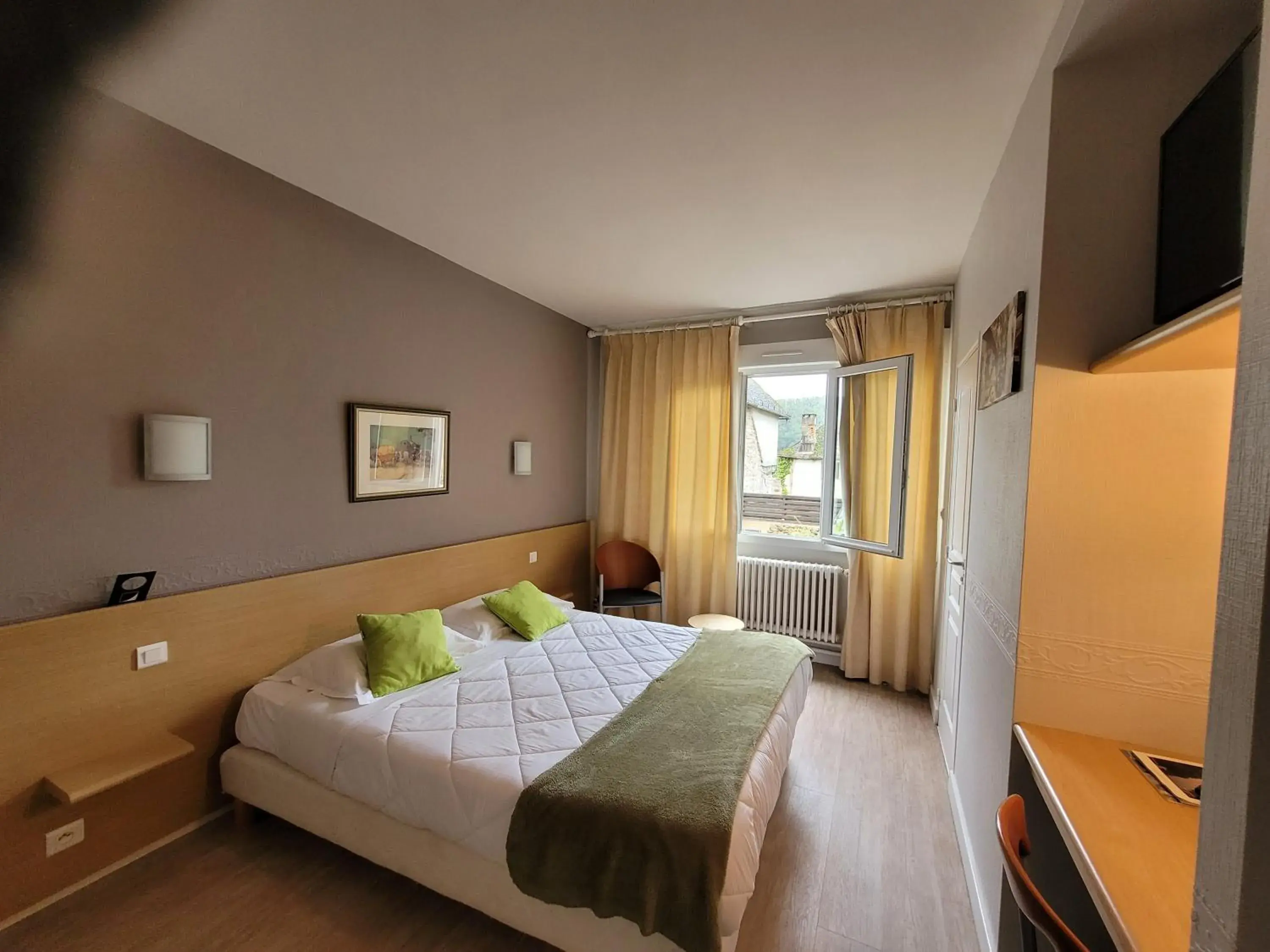 Standard Double Room - single occupancy in Hotel Fouillade Standard Double Room - single occupancy in Hotel Fouillade