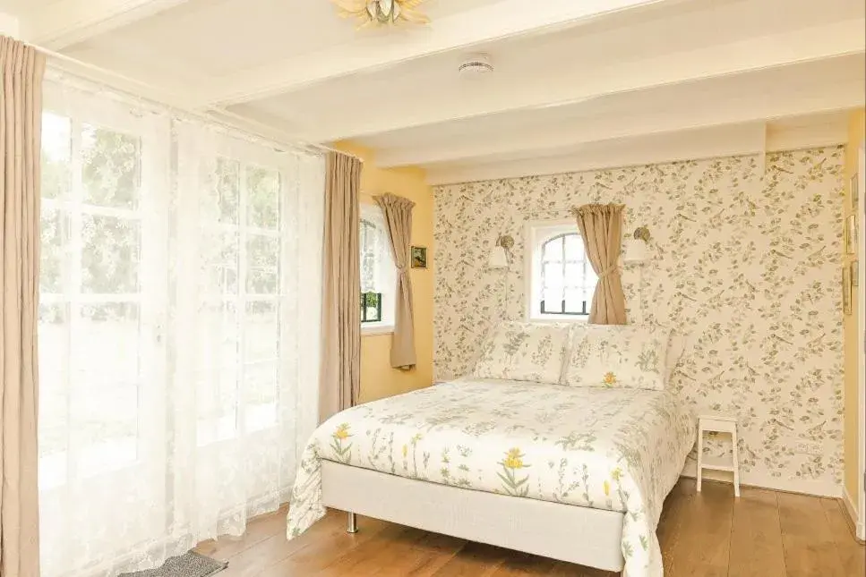 Double Room with Private Bathroom in Bed & Breakfast de Appelaar Double Room with Private Bathroom in Bed & Breakfast de Appelaar