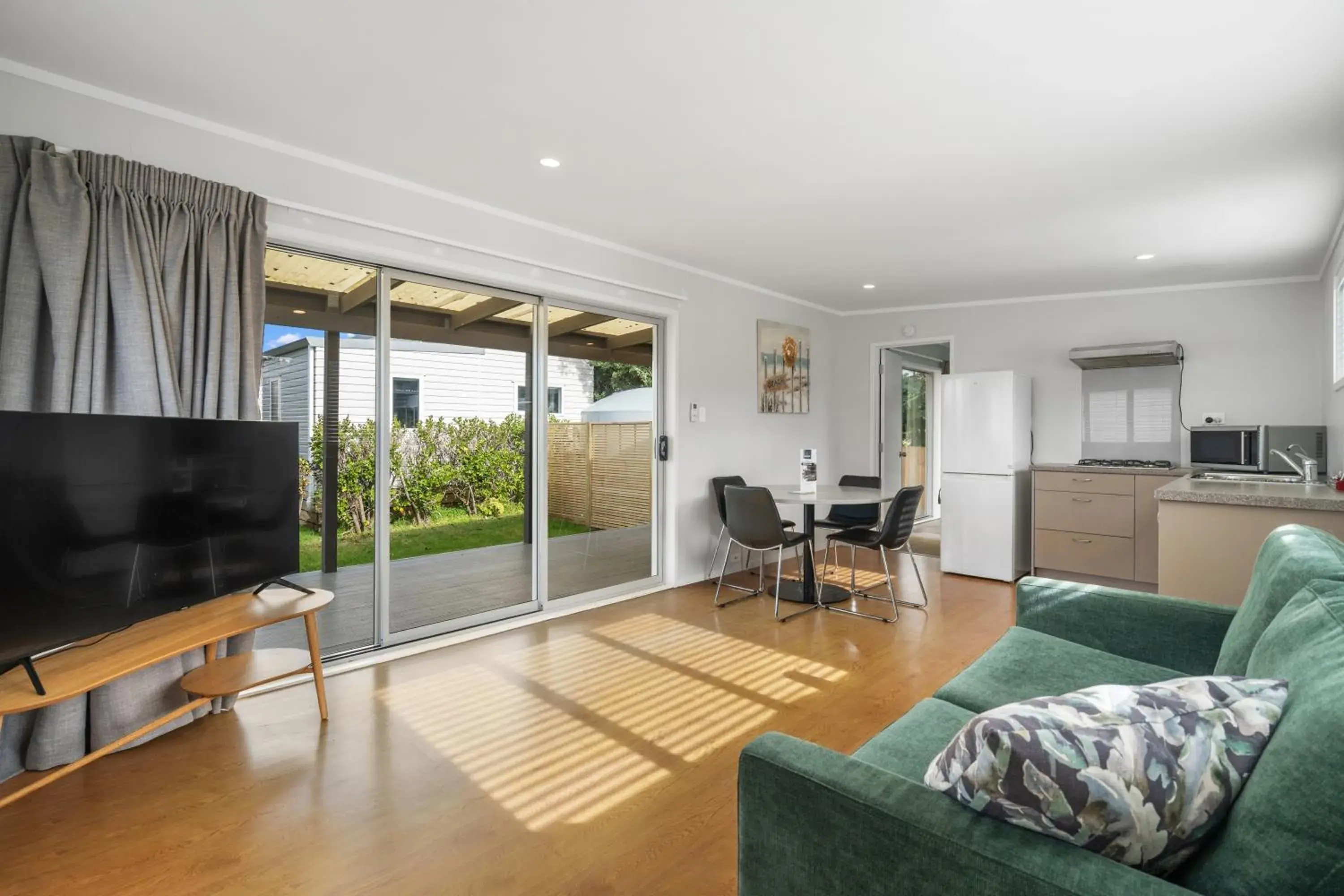 Deluxe Studio (1BR) in Tasman Holiday Parks - Beachaven Deluxe Studio (1BR) in Tasman Holiday Parks - Beachaven