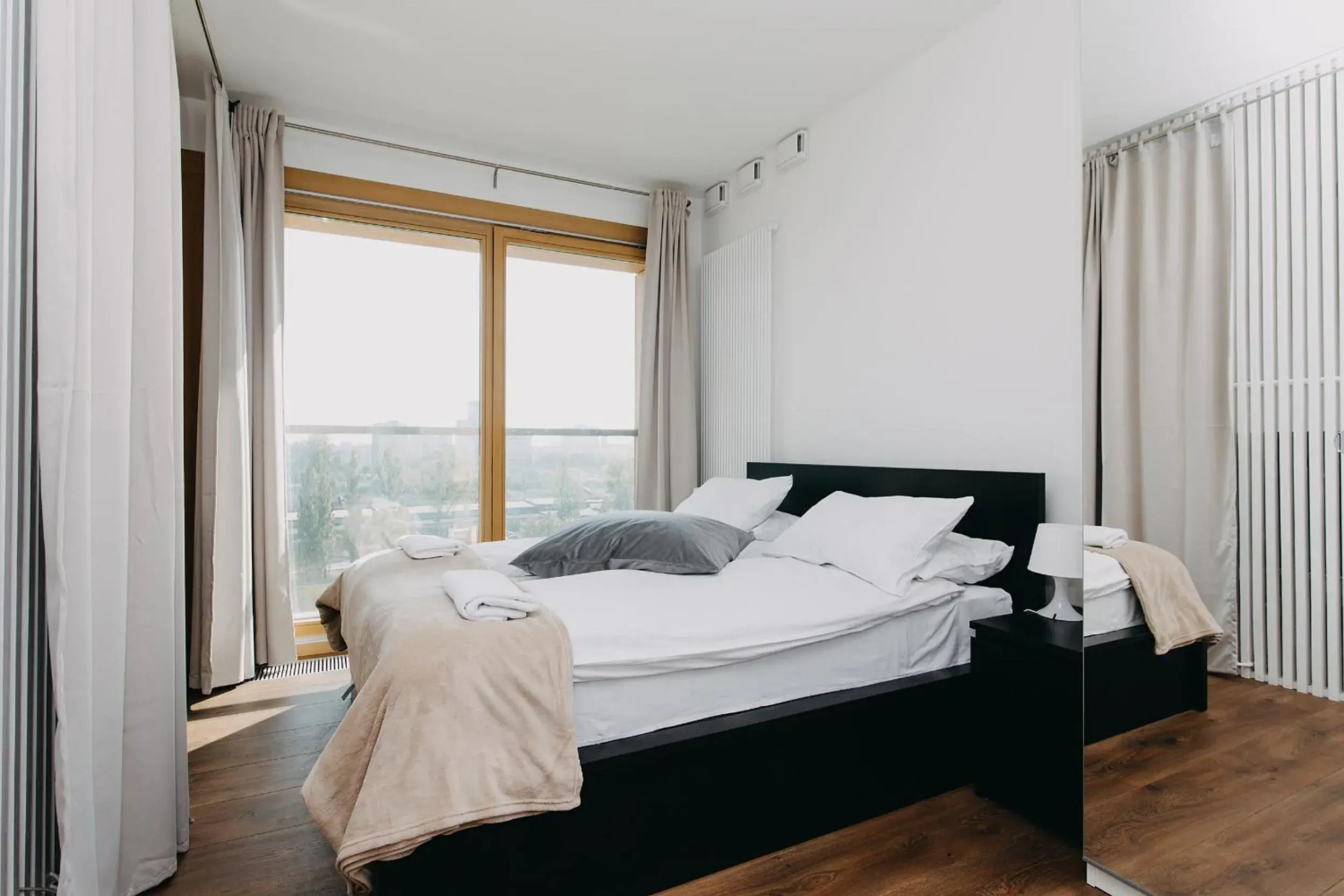 ShortStayPoland Kolejowa (B10) ShortStayPoland Kolejowa (B10)