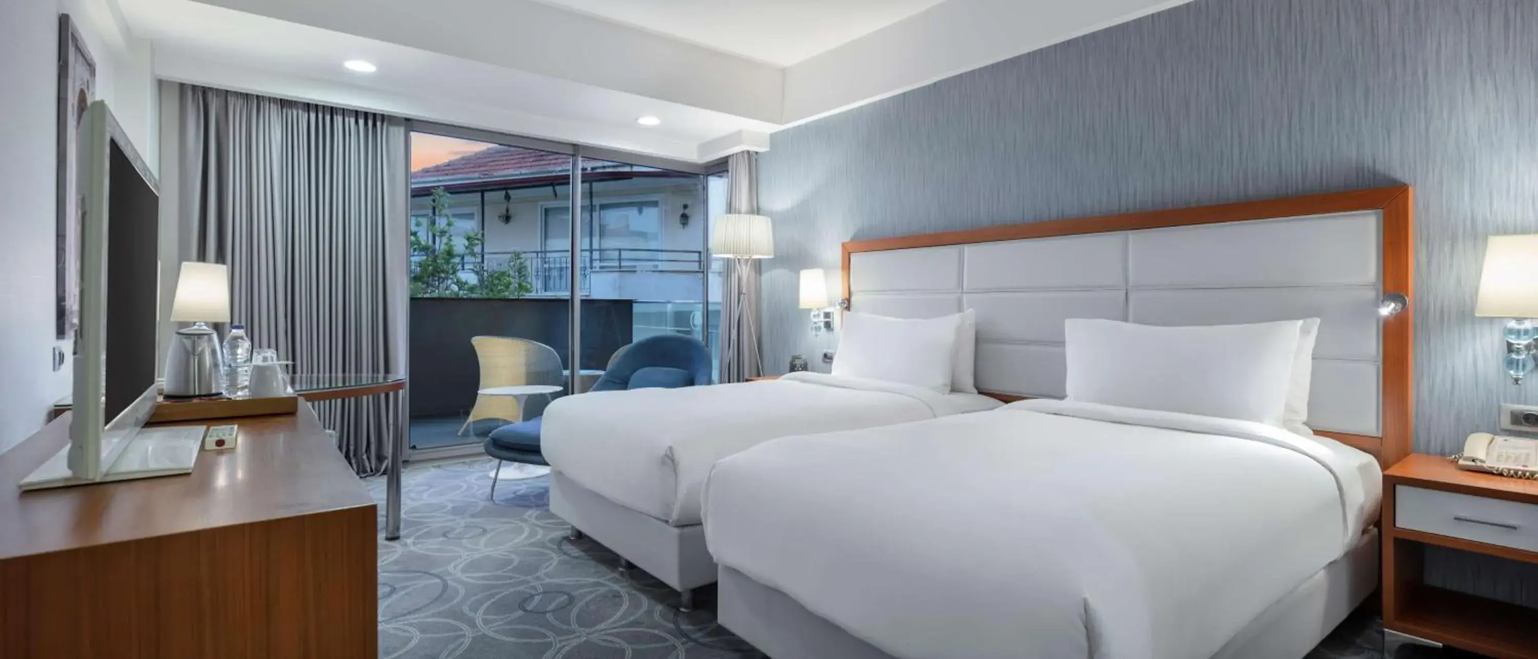 Twin Guest Room in DoubleTree by Hilton Kusadasi Twin Guest Room in DoubleTree by Hilton Kusadasi