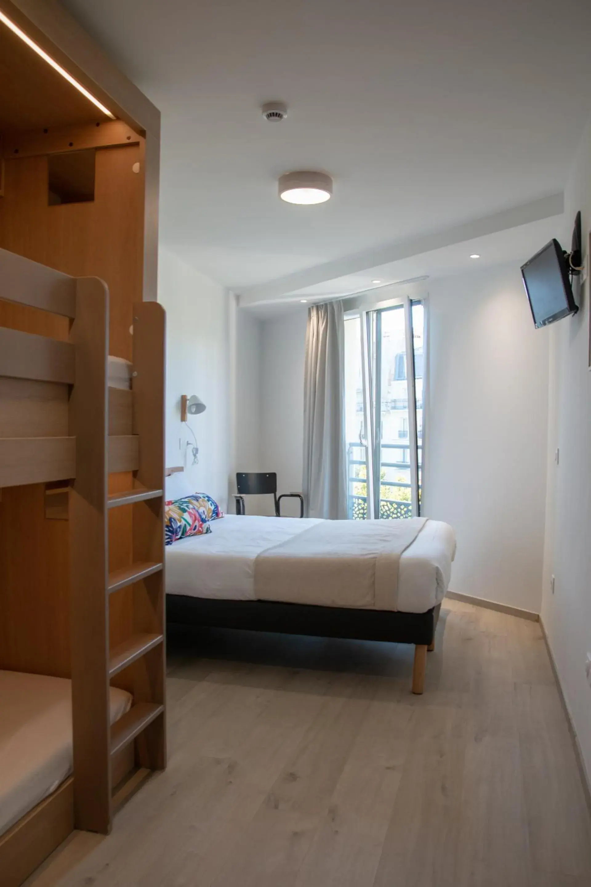 Quadruple Room in The People - Paris Bercy Quadruple Room in The People - Paris Bercy