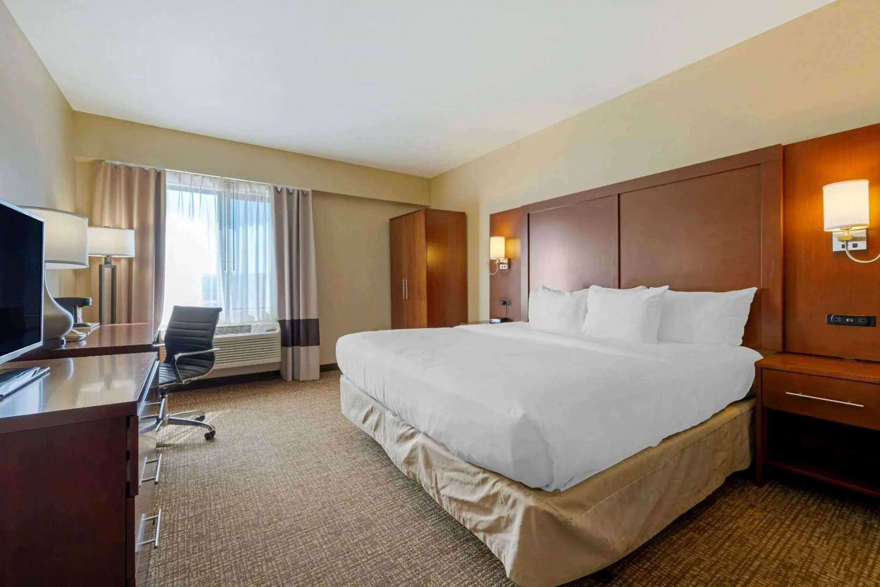 Efficiency King Room - Non Smoking in Comfort Inn Camp Verde I-17 Efficiency King Room - Non Smoking in Comfort Inn Camp Verde I-17