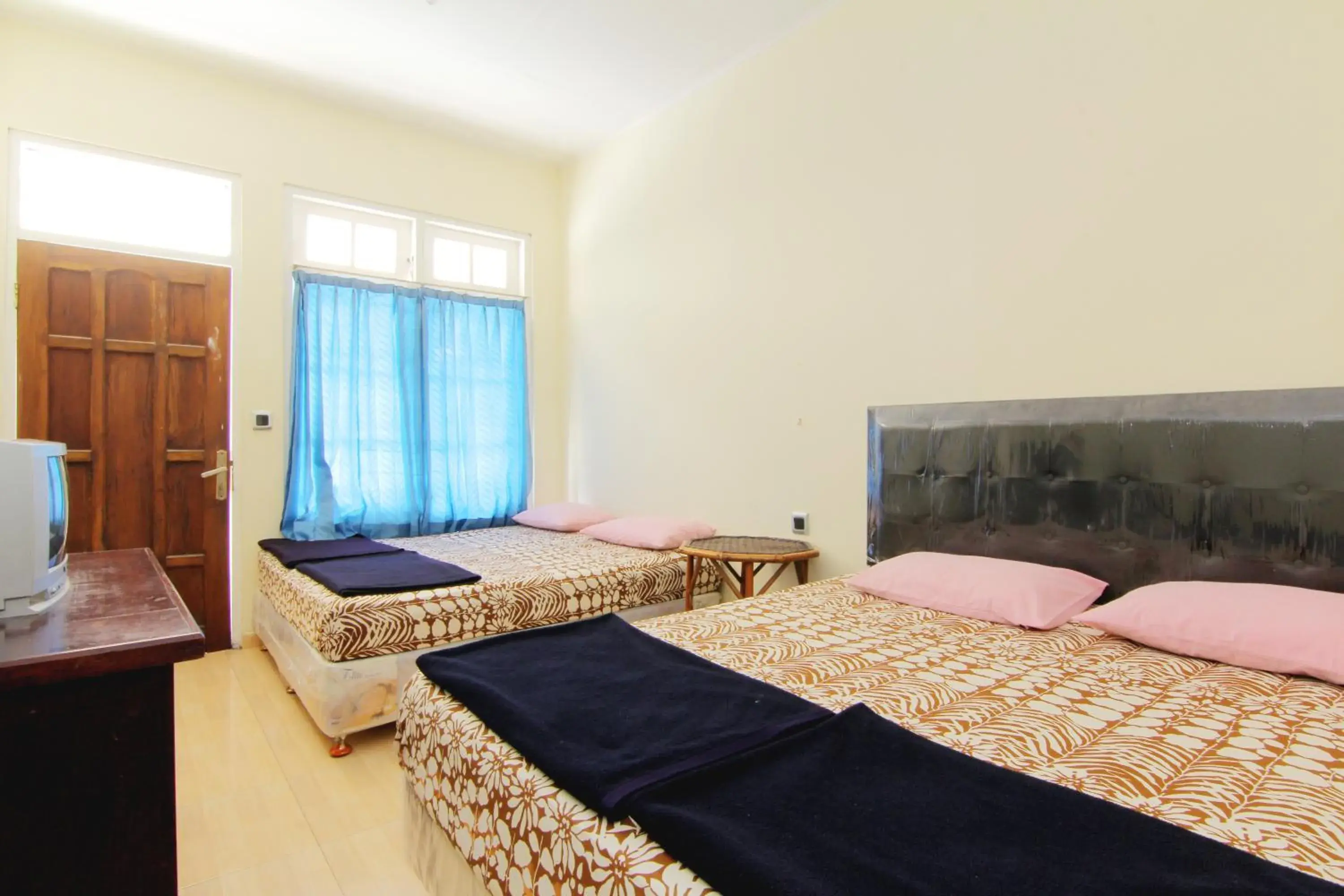 Standard Double Room in Hotel Wijaya 3 Kaliurang Standard Double Room in Hotel Wijaya 3 Kaliurang