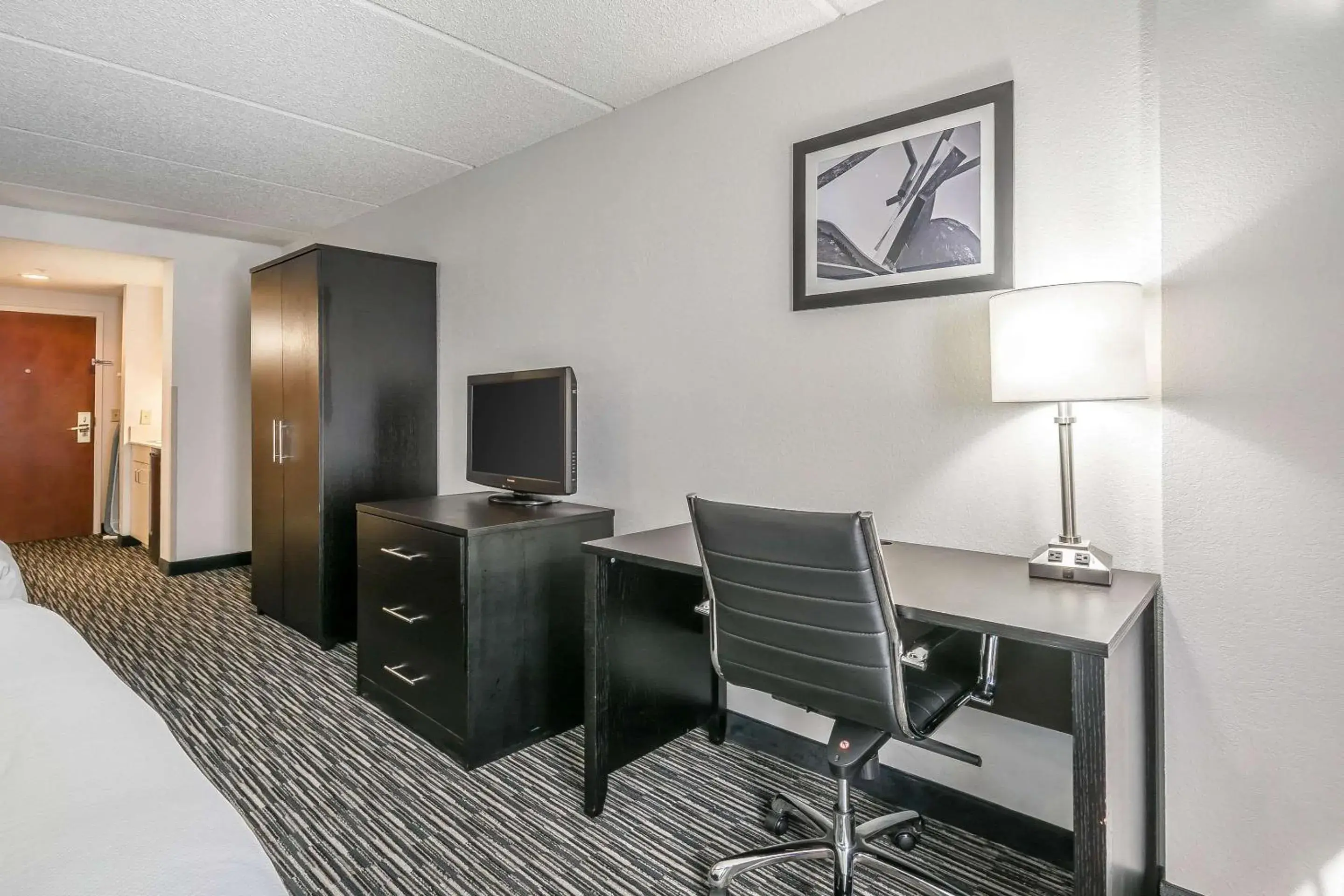 Superior Queen Room with Two Queen Beds - Accessible/Non-Smoking (No Pets Allowed) in Comfort Inn University Superior Queen Room with Two Queen Beds - Accessible/Non-Smoking (No Pets Allowed) in Comfort Inn University