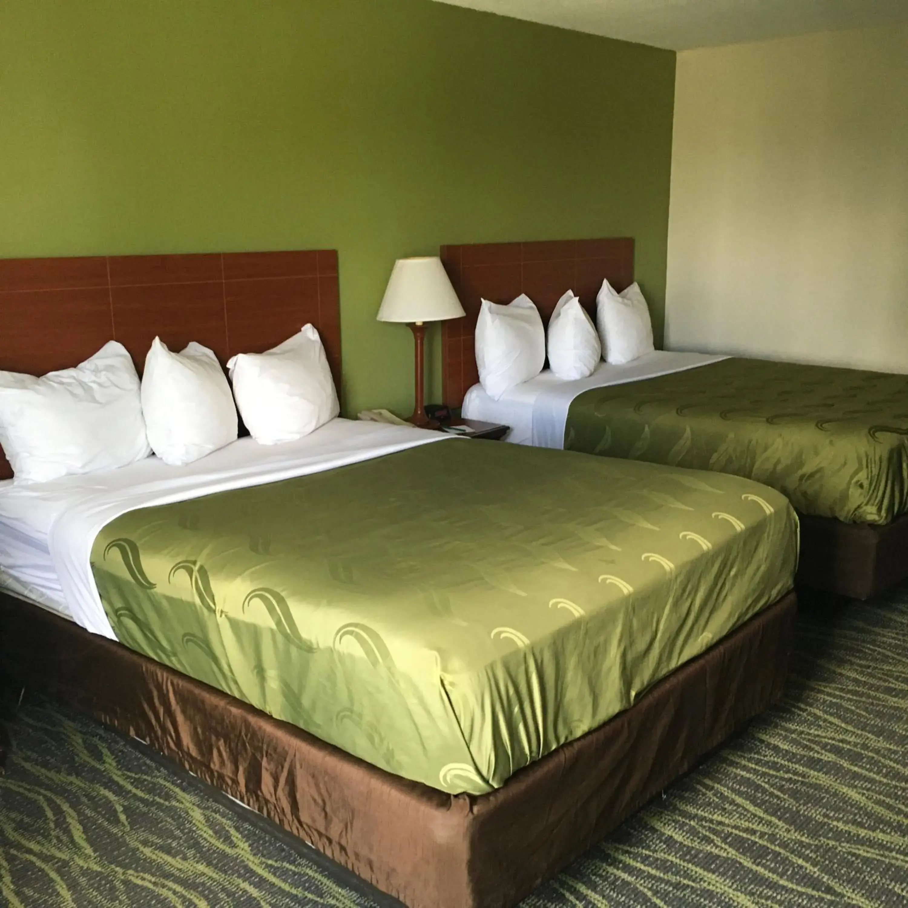 Queen Room with Two Queen Beds - Non-Smoking in Quality Inn & Suites Winter Park Village Area Queen Room with Two Queen Beds - Non-Smoking in Quality Inn & Suites Winter Park Village Area