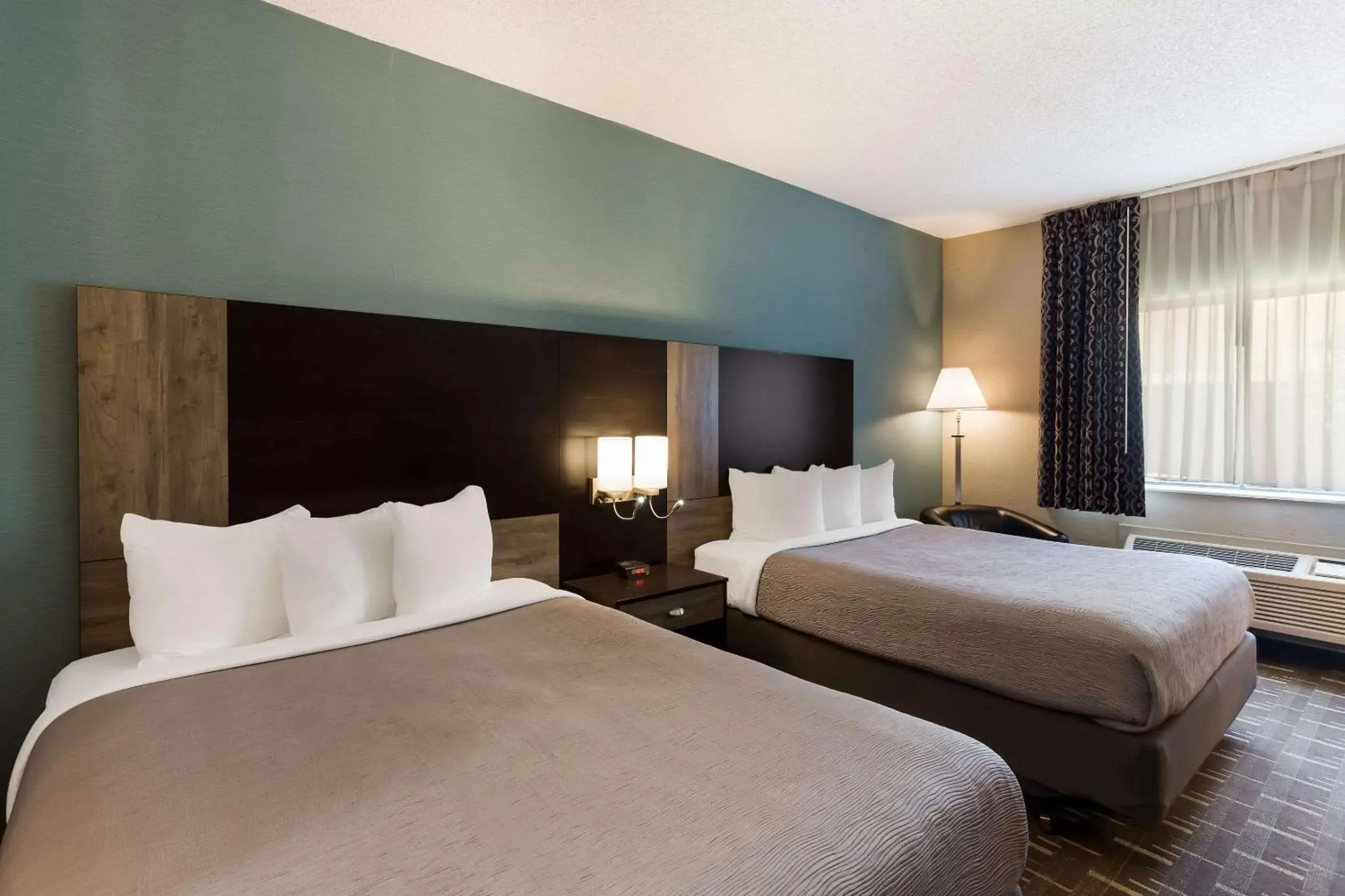 Queen Room with Two Queen Beds - Non-Smoking in Quality Inn Galesburg near US Highway 34 and I-74 Queen Room with Two Queen Beds - Non-Smoking in Quality Inn Galesburg near US Highway 34 and I-74