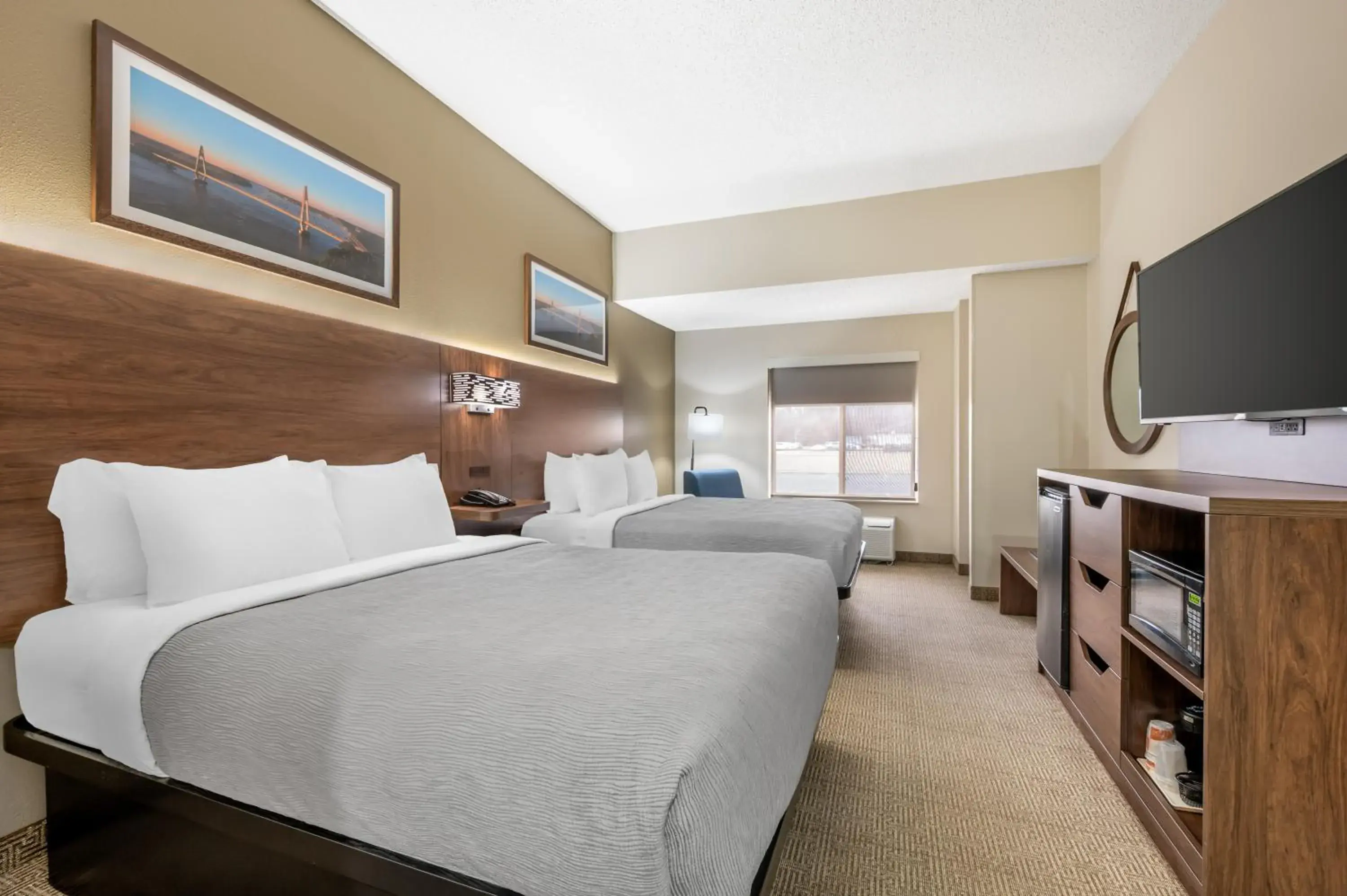 Queen Room with Two Queen Beds - Accessible/Non-Smoking in Quality Inn & Suites Rockport-Owensboro North GOLD AWARD WINNER Queen Room with Two Queen Beds - Accessible/Non-Smoking in Quality Inn & Suites Rockport-Owensboro North GOLD AWARD WINNER