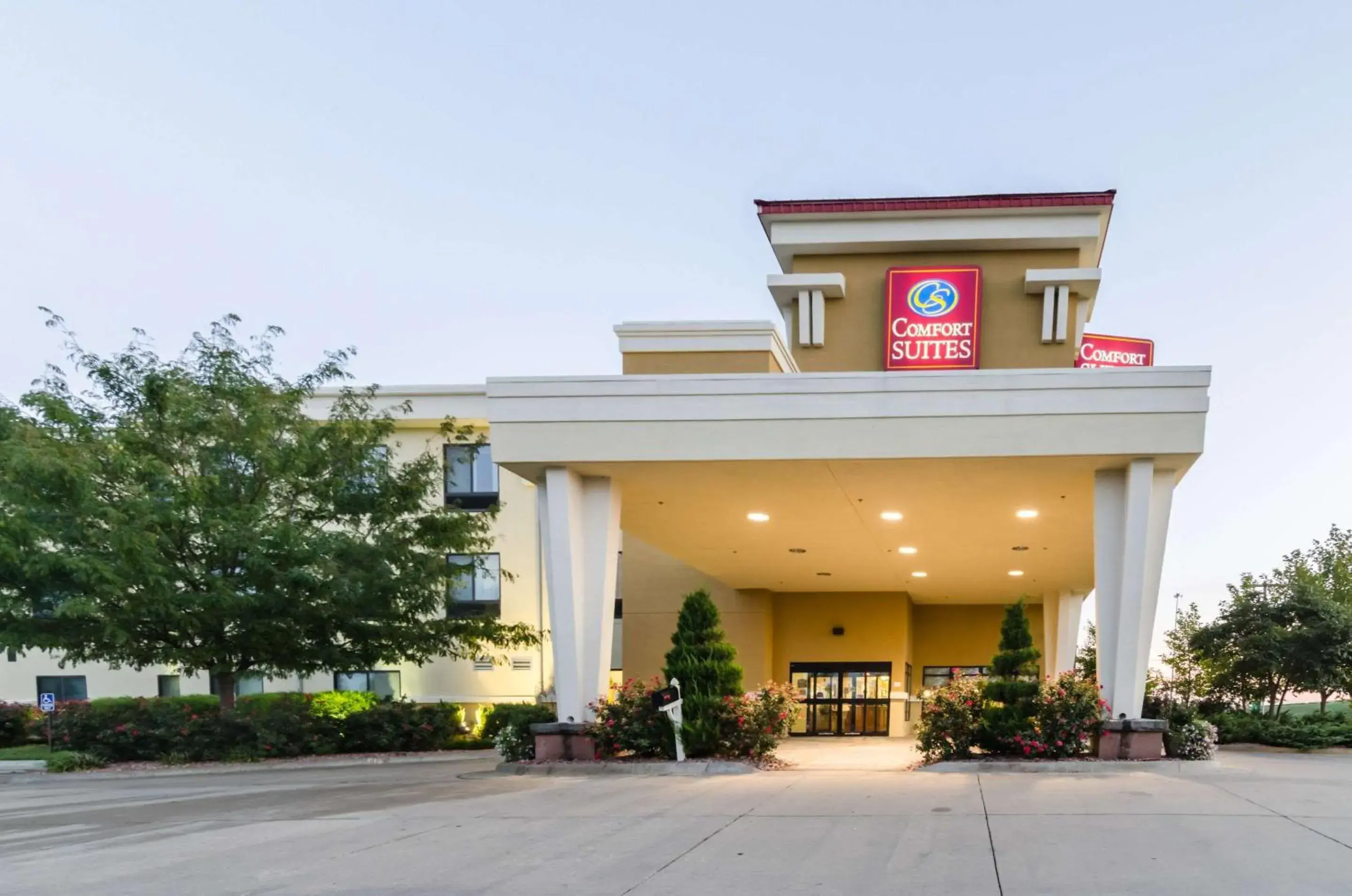 Comfort Suites Salina South Comfort Suites Salina South