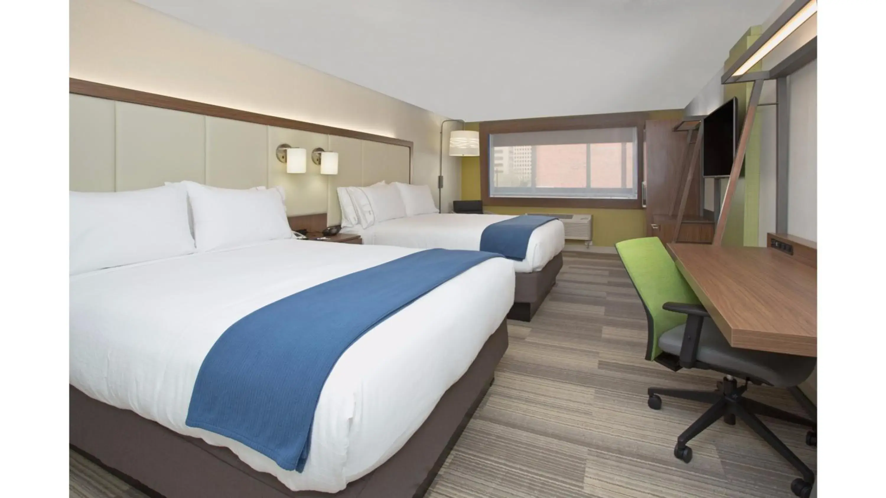 Standard Queen Room with Two Queen Beds in Holiday Inn Express & Suites - Olathe South by IHG Standard Queen Room with Two Queen Beds in Holiday Inn Express & Suites - Olathe South by IHG