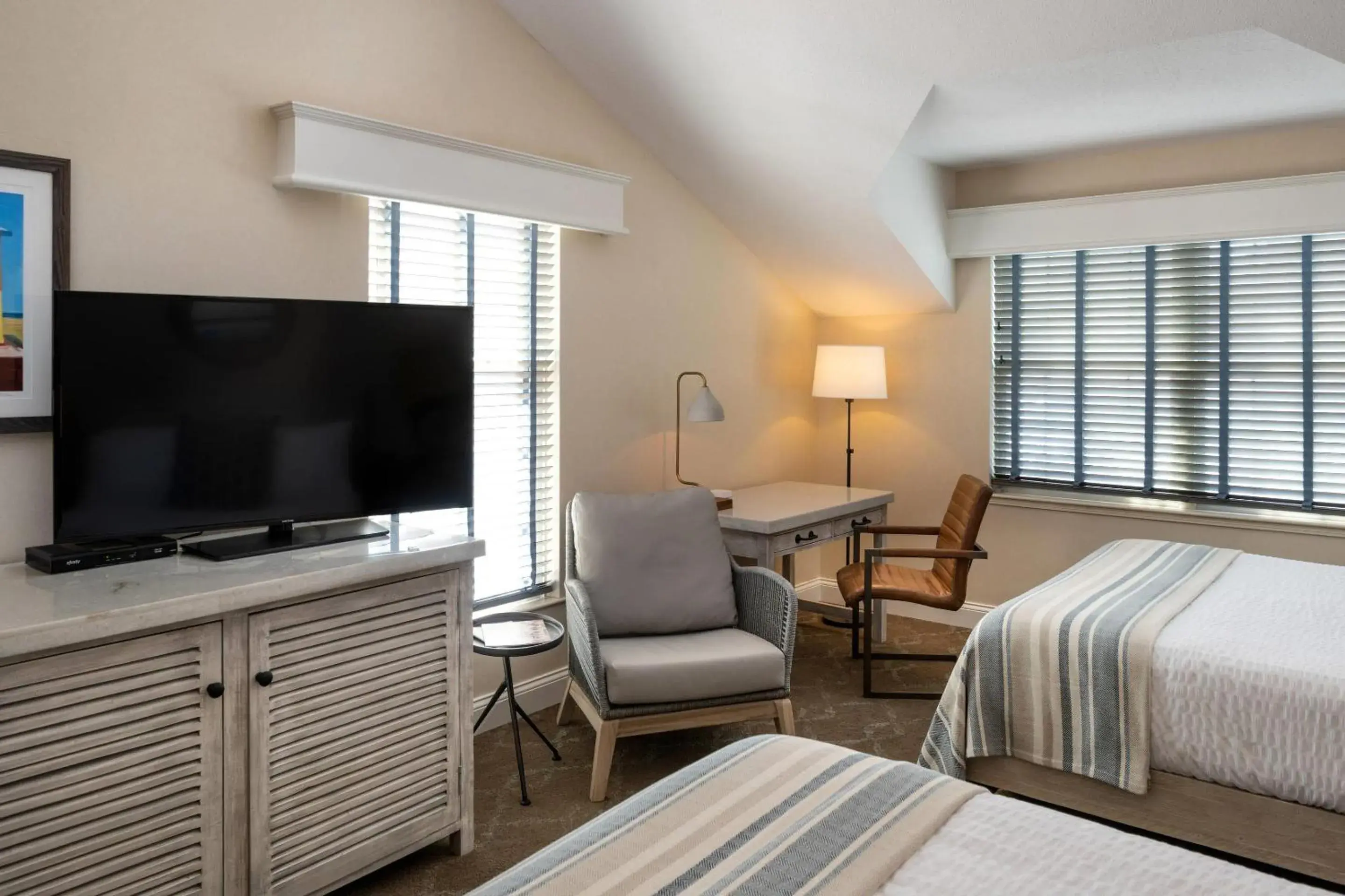 Queen Room with Two Queen Beds in Edgar Hotel Martha's Vineyard, an Ascend Collection Hotel Queen Room with Two Queen Beds in Edgar Hotel Martha's Vineyard, an Ascend Collection Hotel
