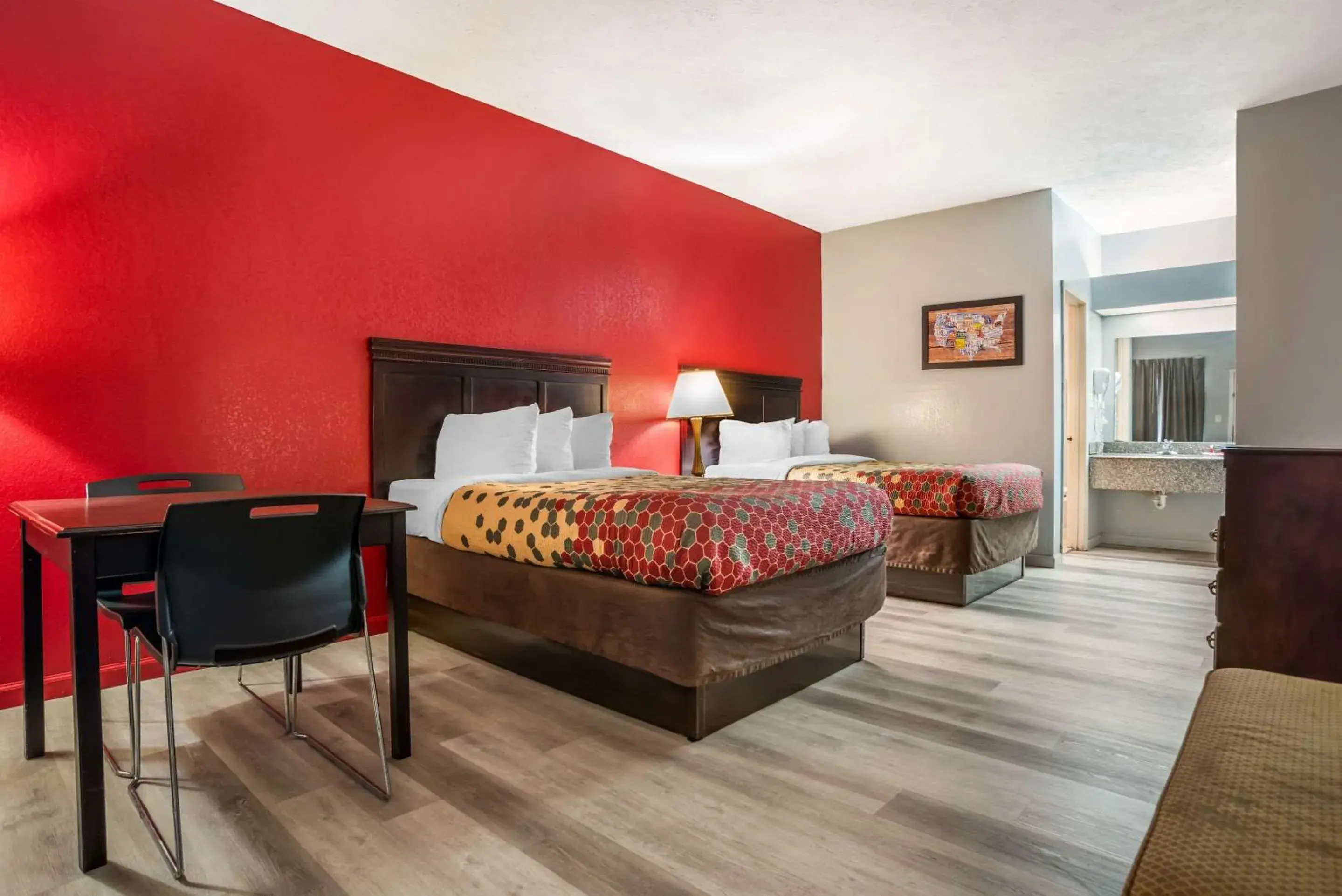 Double Room with Two Double Beds - Non-Smoking in Econo Lodge Inn & Suites Double Room with Two Double Beds - Non-Smoking in Econo Lodge Inn & Suites