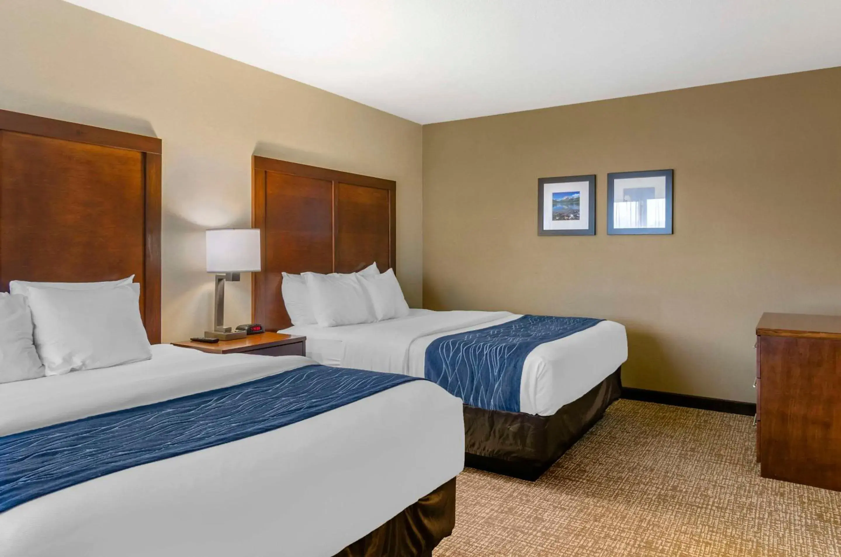 Queen Suite with Two Queen Beds - Non-Smoking in Comfort Inn Bozeman near University Queen Suite with Two Queen Beds - Non-Smoking in Comfort Inn Bozeman near University