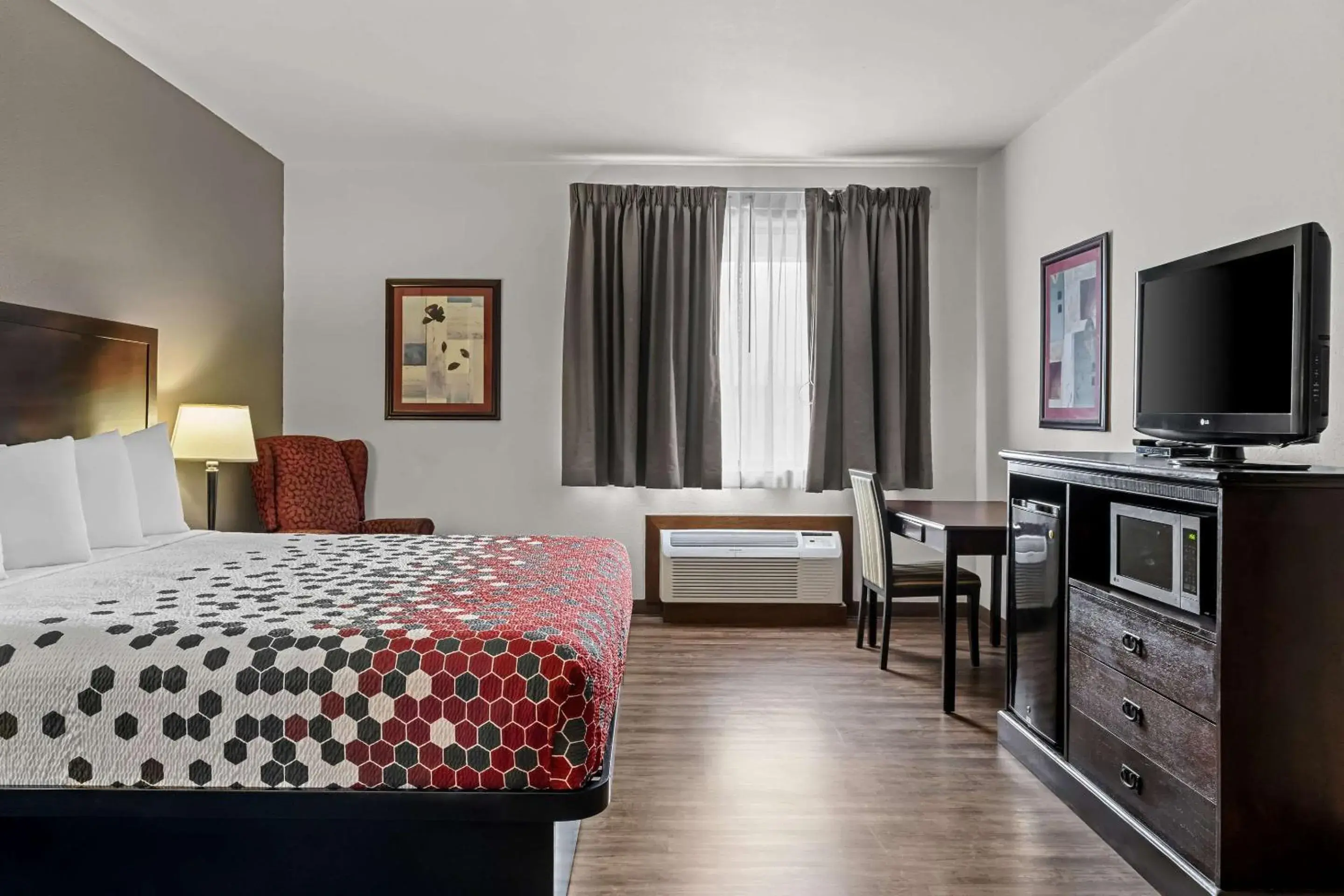 King Suite - Non-Smoking in FairBridge Inn Express Billings Airport King Suite - Non-Smoking in FairBridge Inn Express Billings Airport