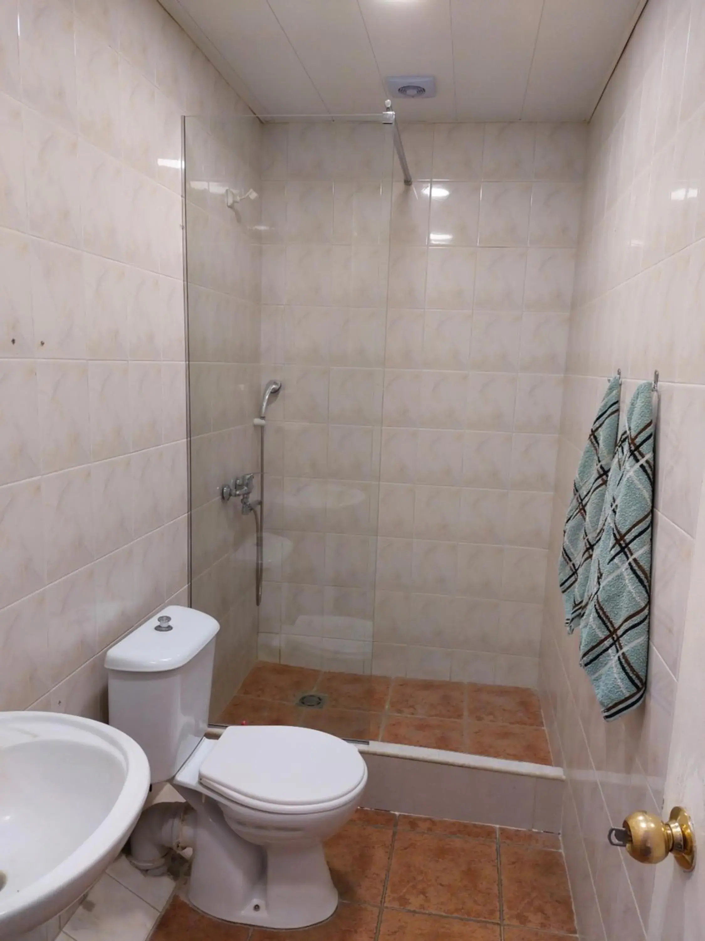 Triple Room in University Hotel Tsakhkadzor Triple Room in University Hotel Tsakhkadzor