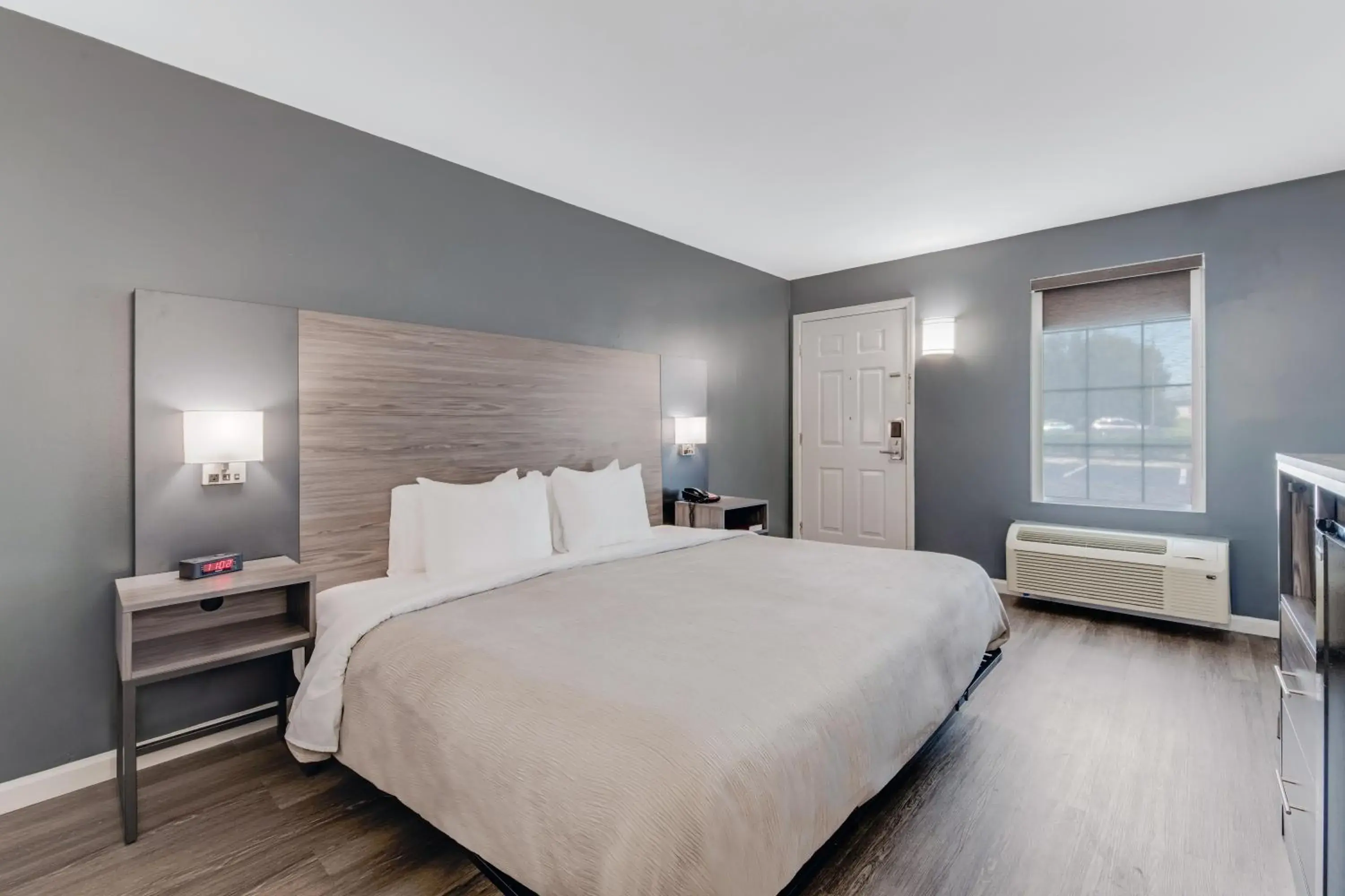 King Room - Accessible/Non-Smoking in Quality Inn Laurinburg King Room - Accessible/Non-Smoking in Quality Inn Laurinburg