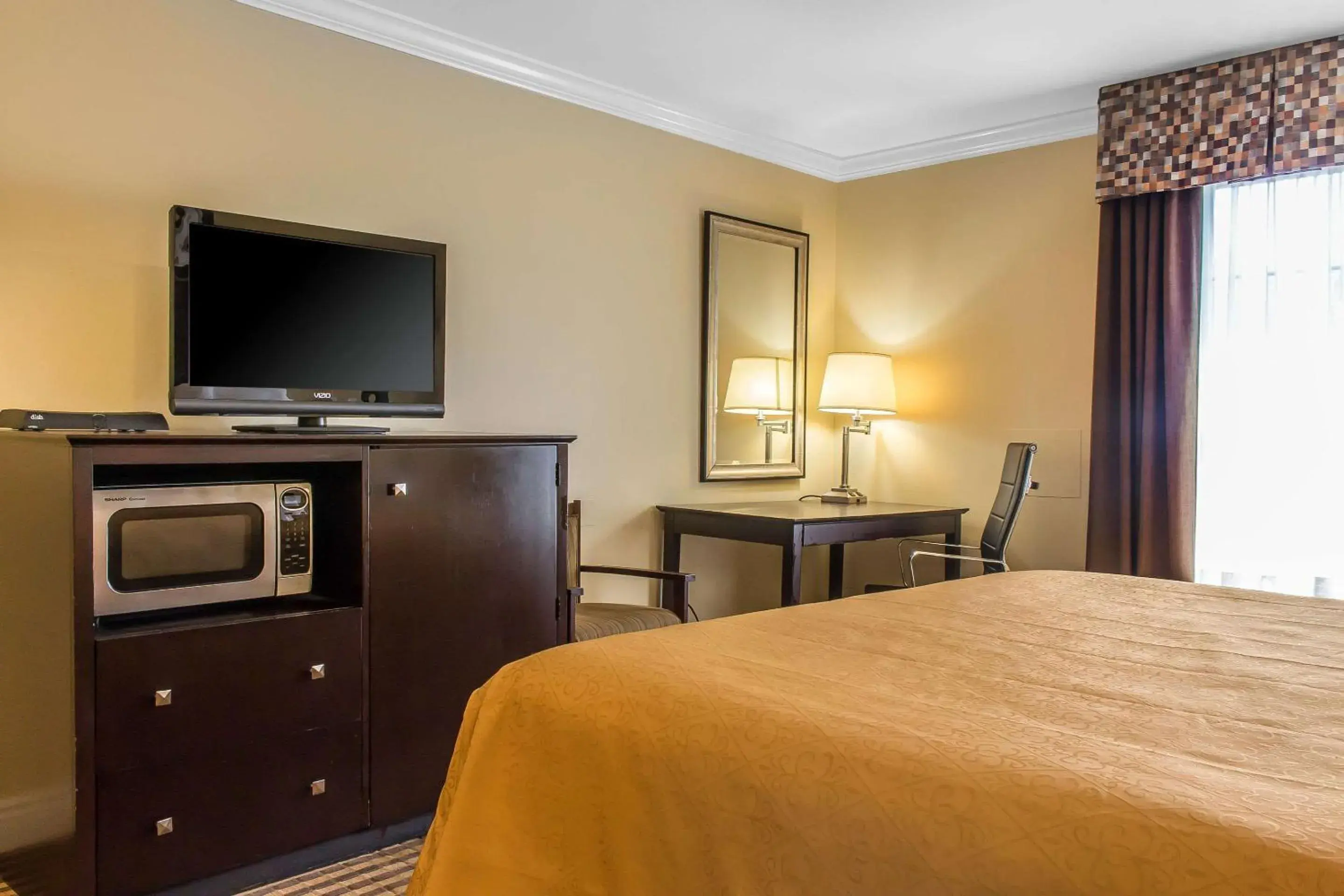 King Room - Non-Smoking in Quality Inn near Mountain Creek King Room - Non-Smoking in Quality Inn near Mountain Creek