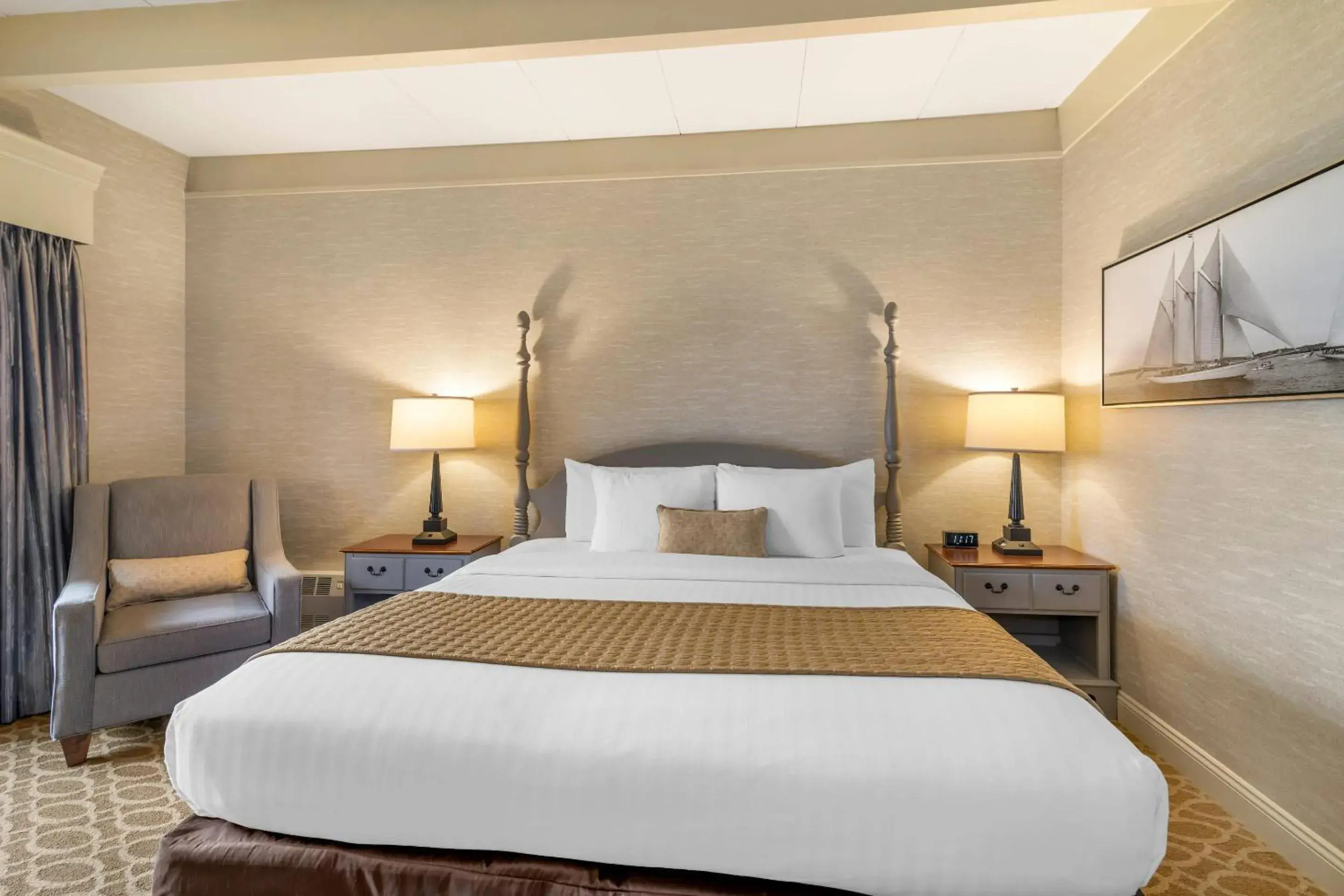 Queen Room - Non-Smoking in The Inn at Gran View Ogdensburg, an Ascend Collection Hotel Queen Room - Non-Smoking in The Inn at Gran View Ogdensburg, an Ascend Collection Hotel